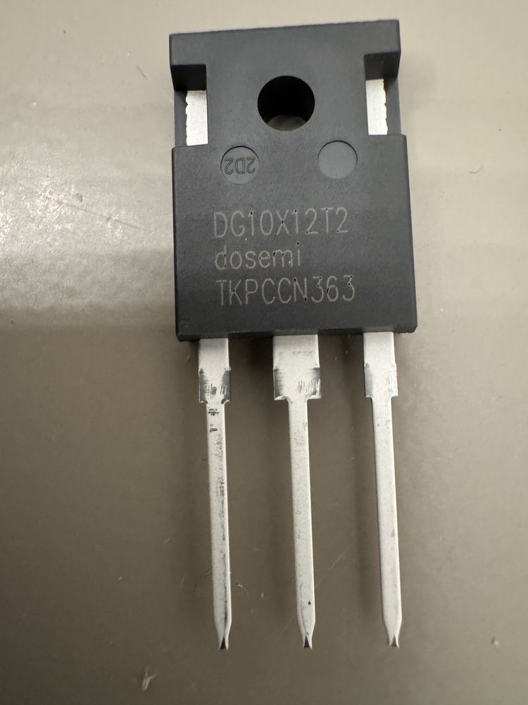 Featured electronic component inventory photo 1