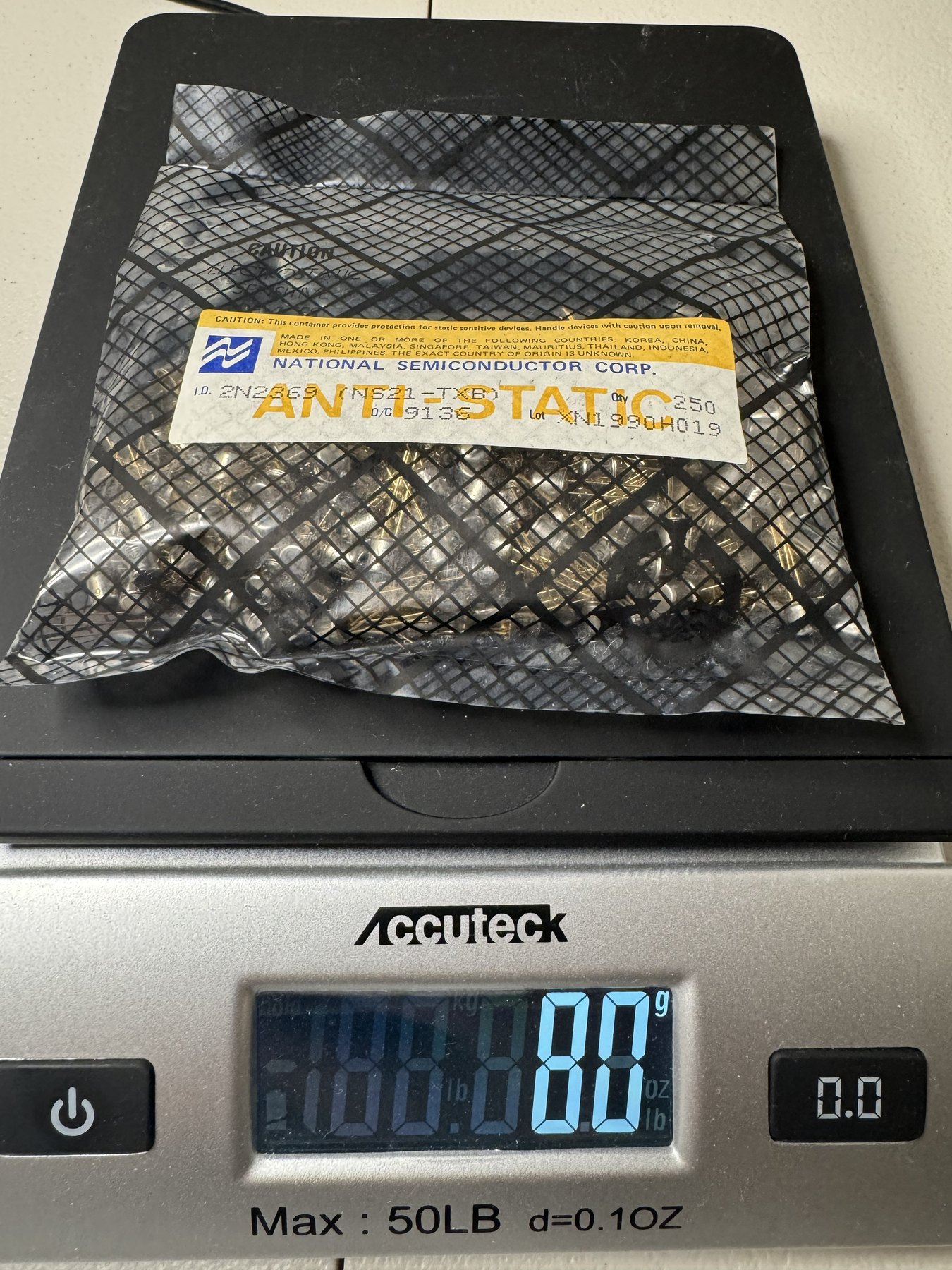 2N2369 product photo 1