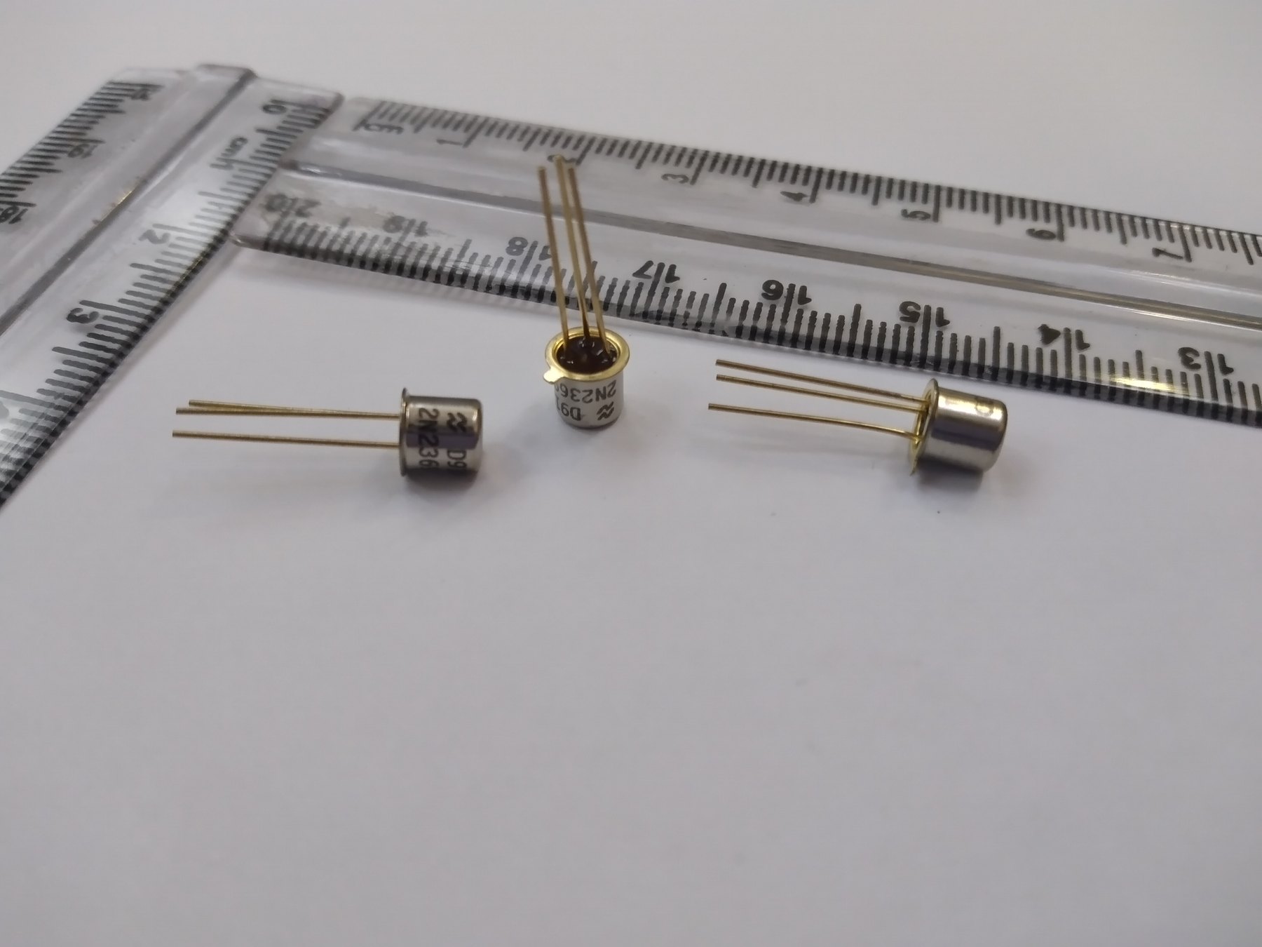 2N2369 product photo 33