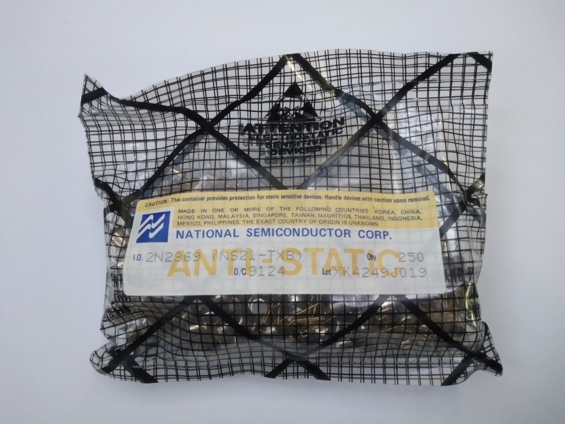 2N2369 product photo 37