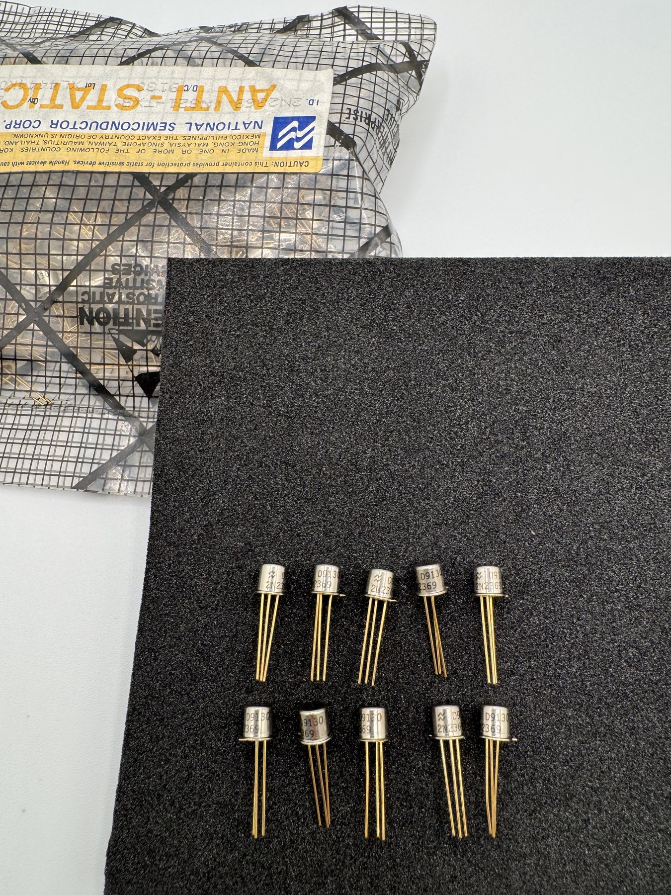2N2369 product photo 6