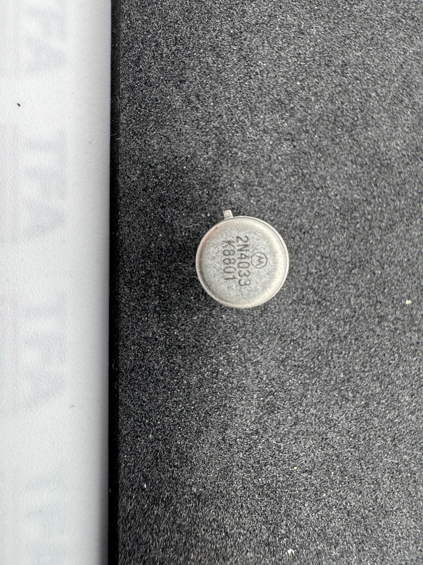 2N4033 product photo 5