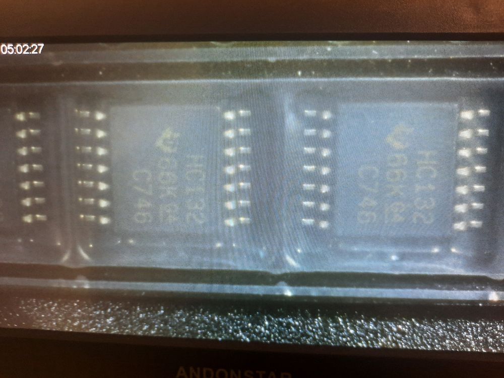 74HC132PW product photo 1