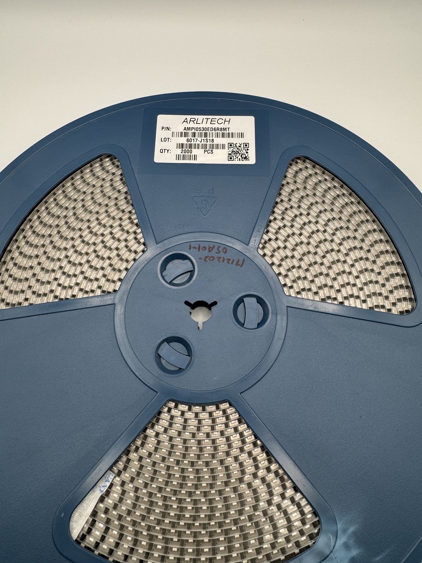 AMPI0530ED6R8MT product photo 1
