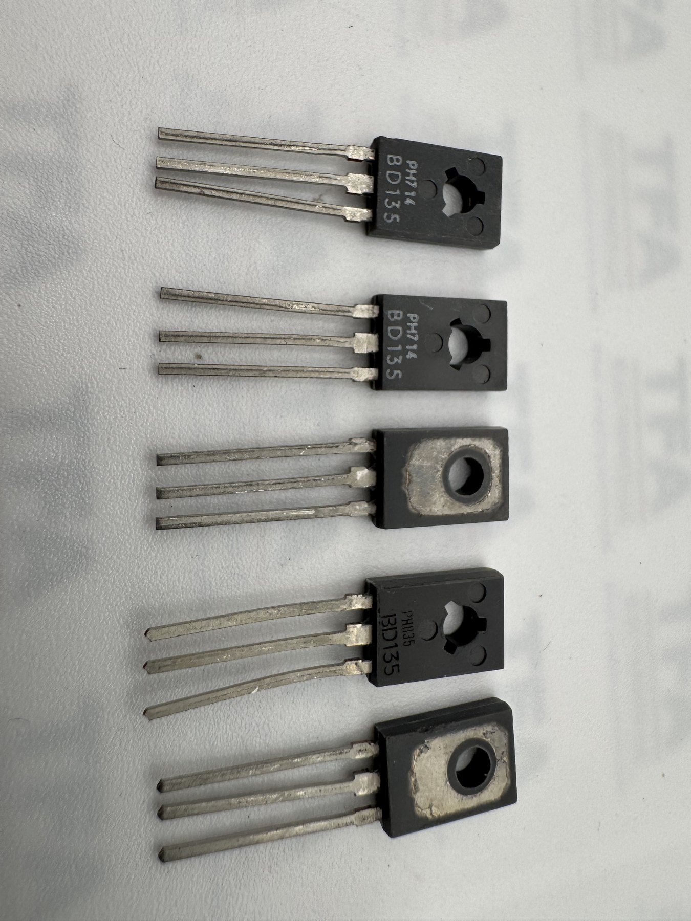 BD135 product photo 3