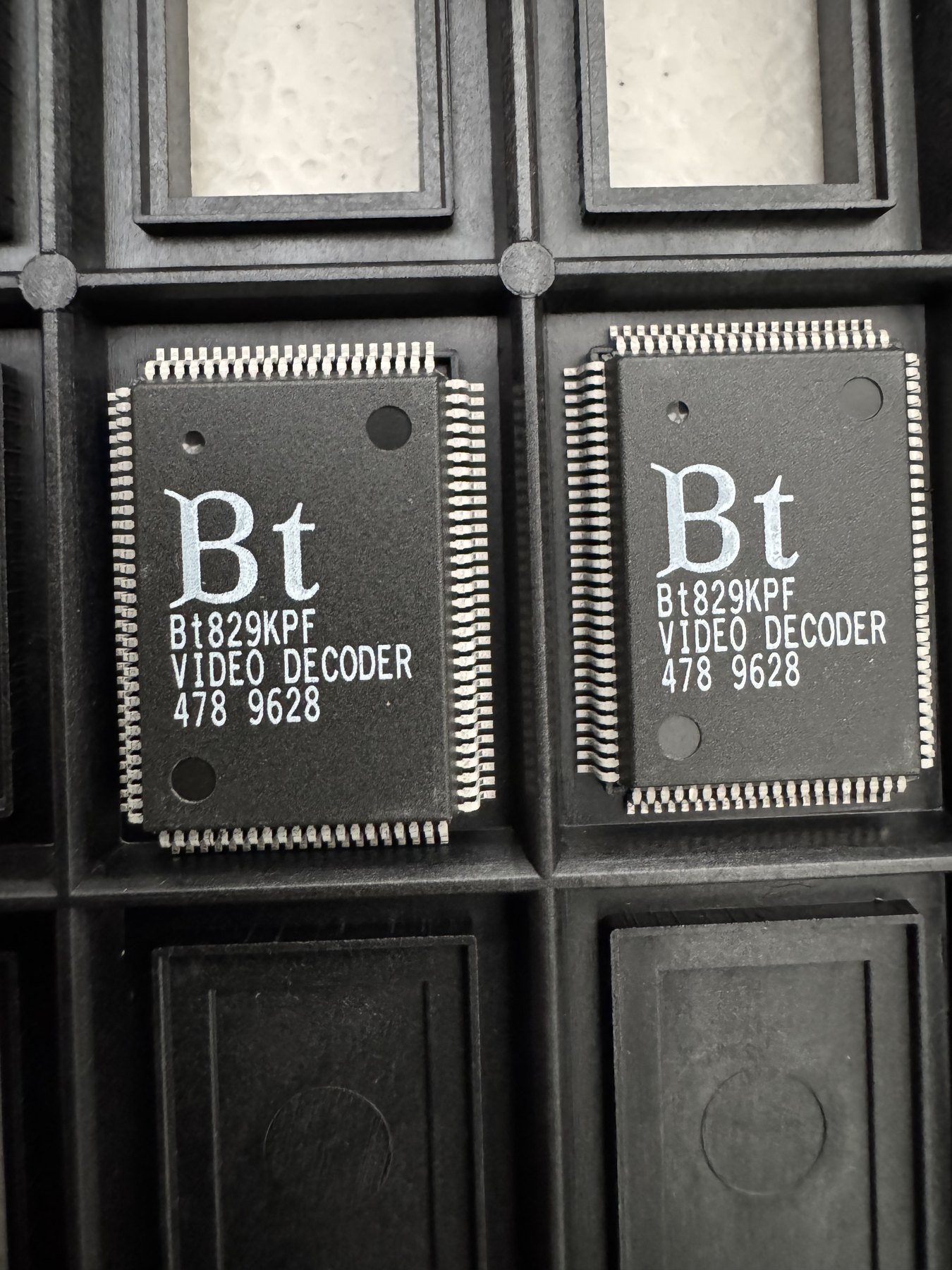 BT829KPF product photo 1