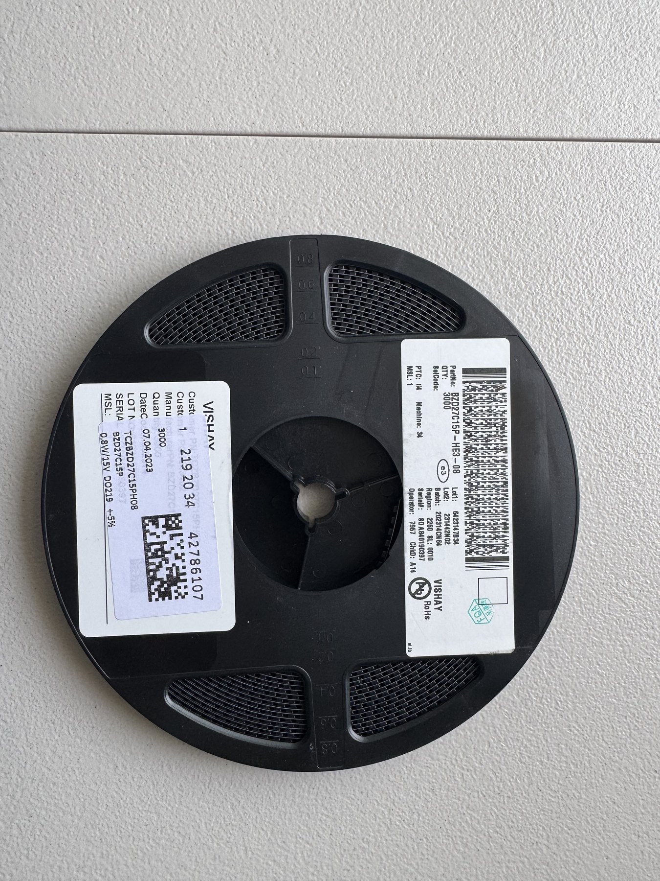 BZD27C15P-HE3-08 product photo 2