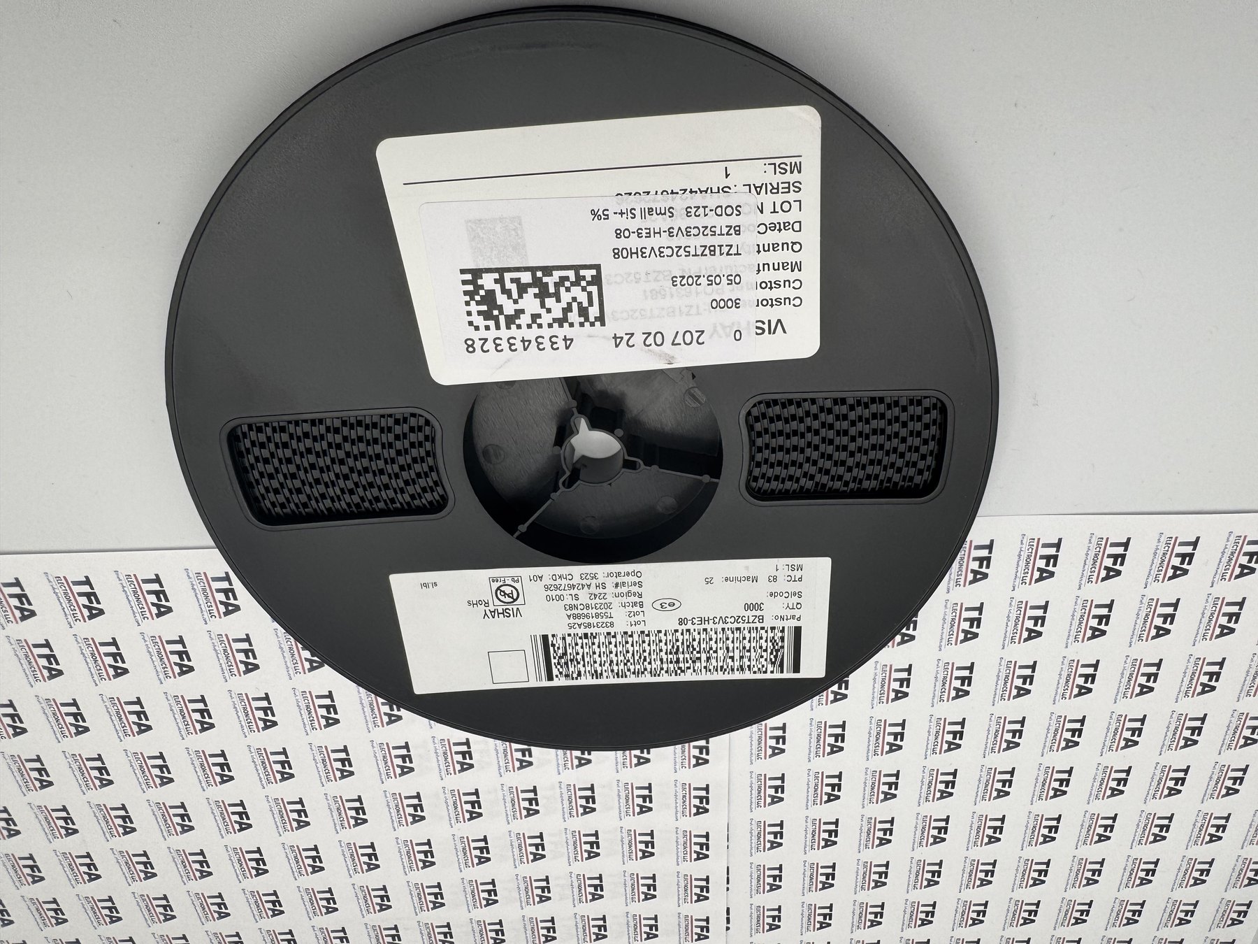 BZT52C3V3-HE3-08 product photo 1