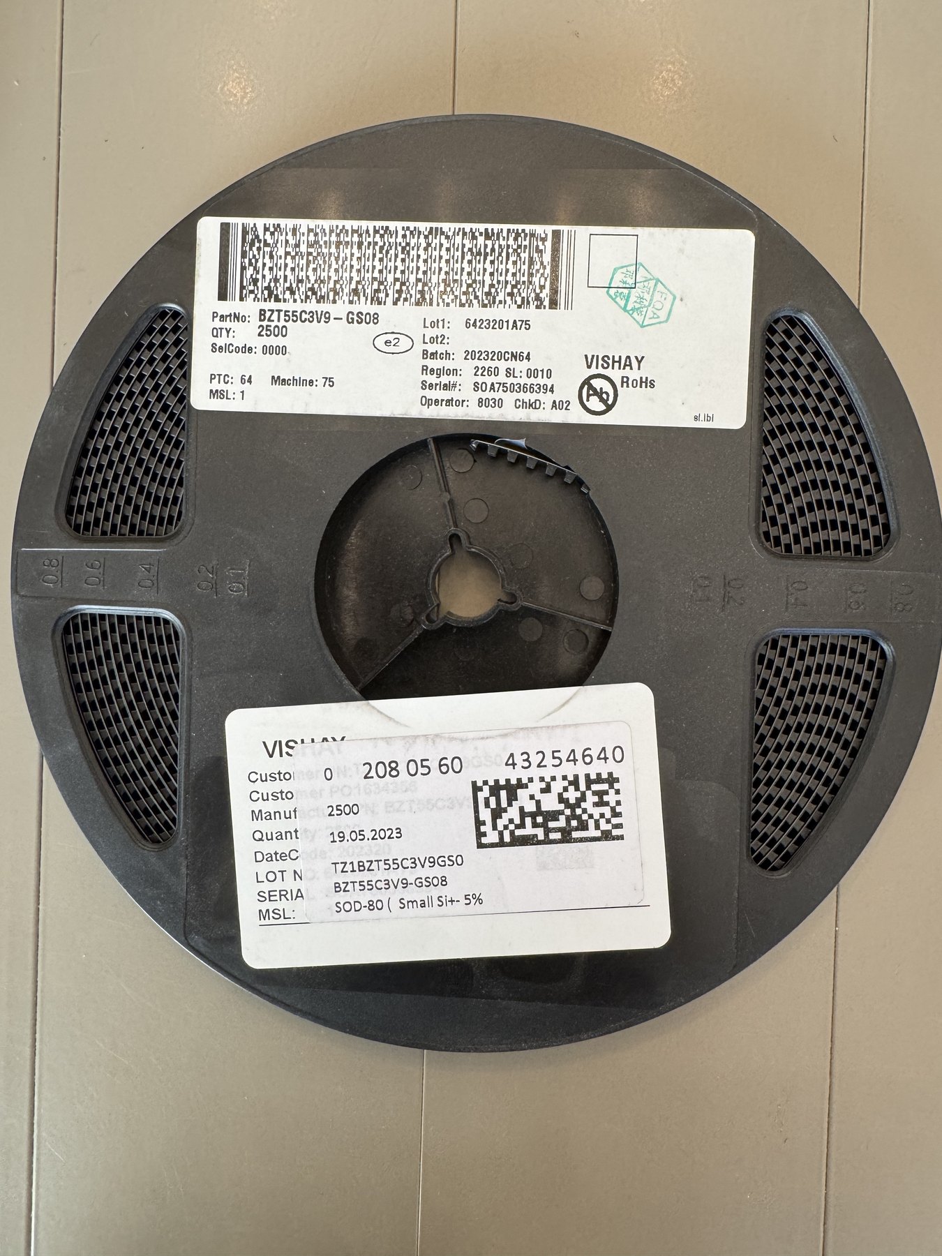 BZT55C3V9-GS08 product photo 1