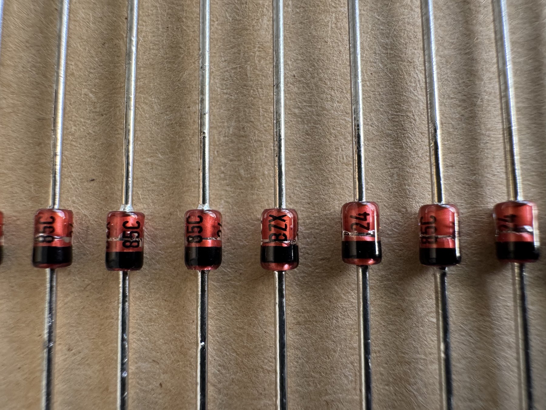 BZX85C24-TR product photo 5