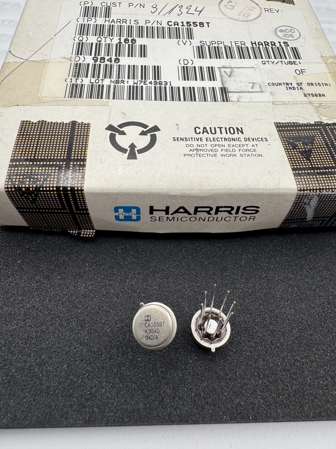 CA1558T product photo 5