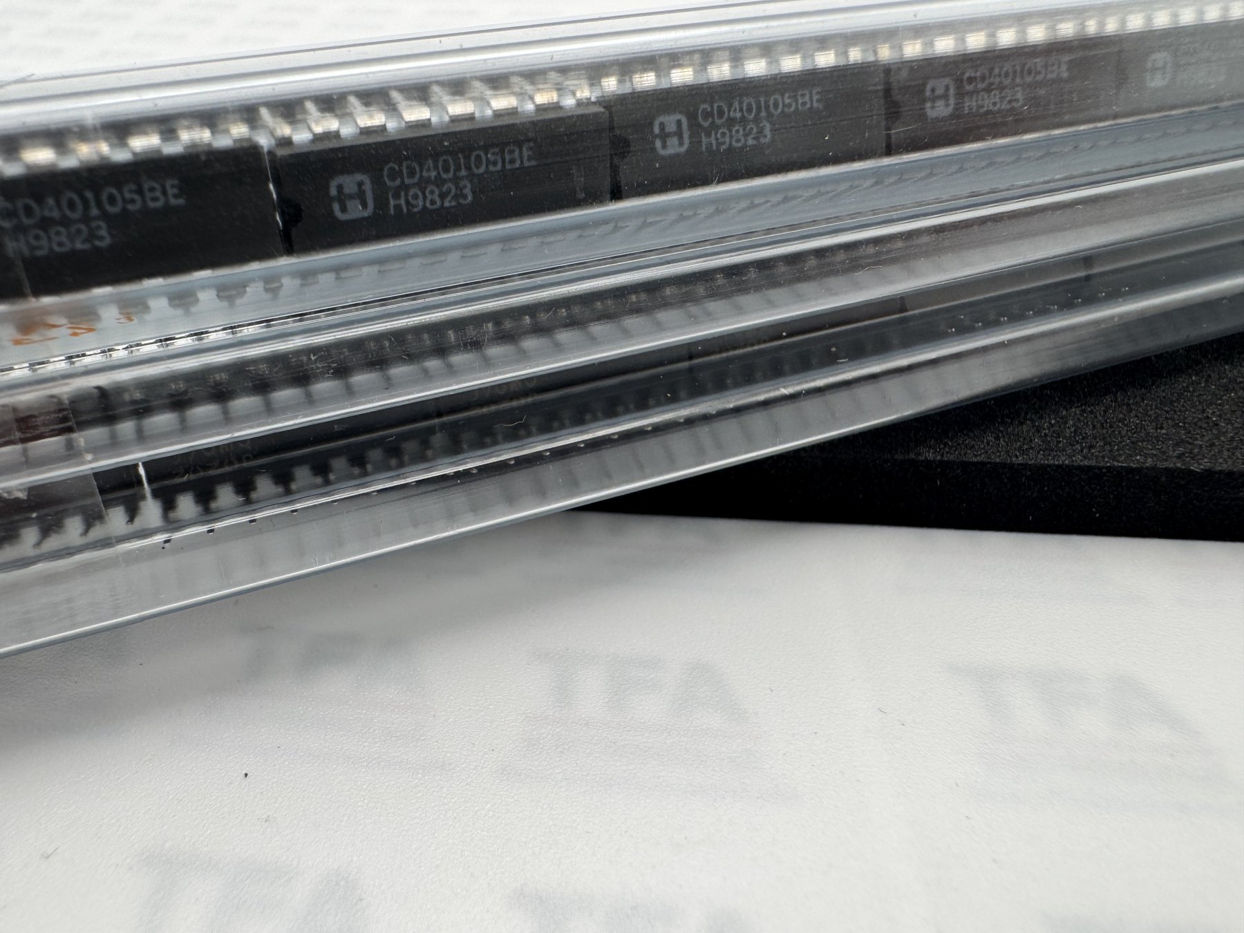 CD40105BE product photo 2