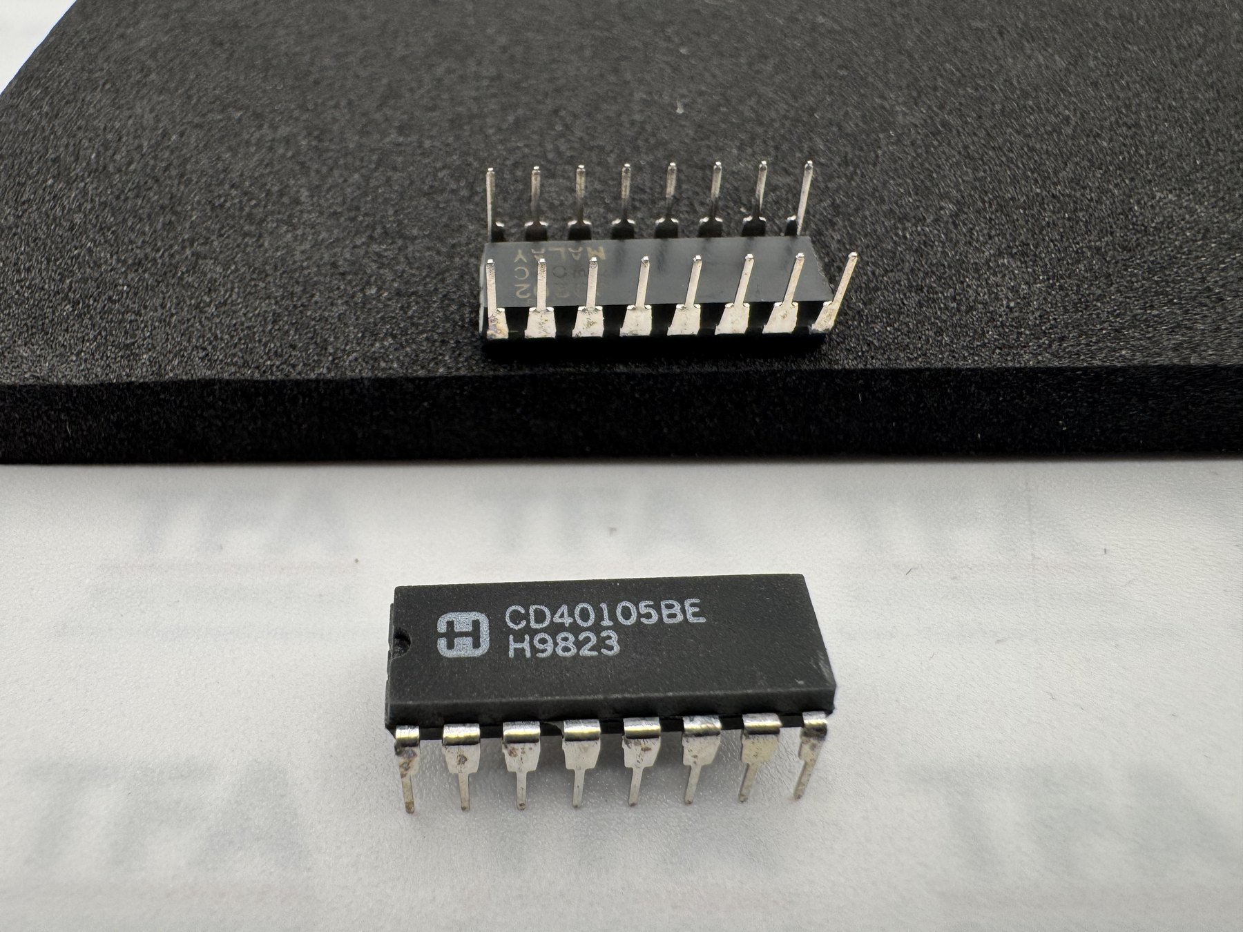 CD40105BE product photo 5