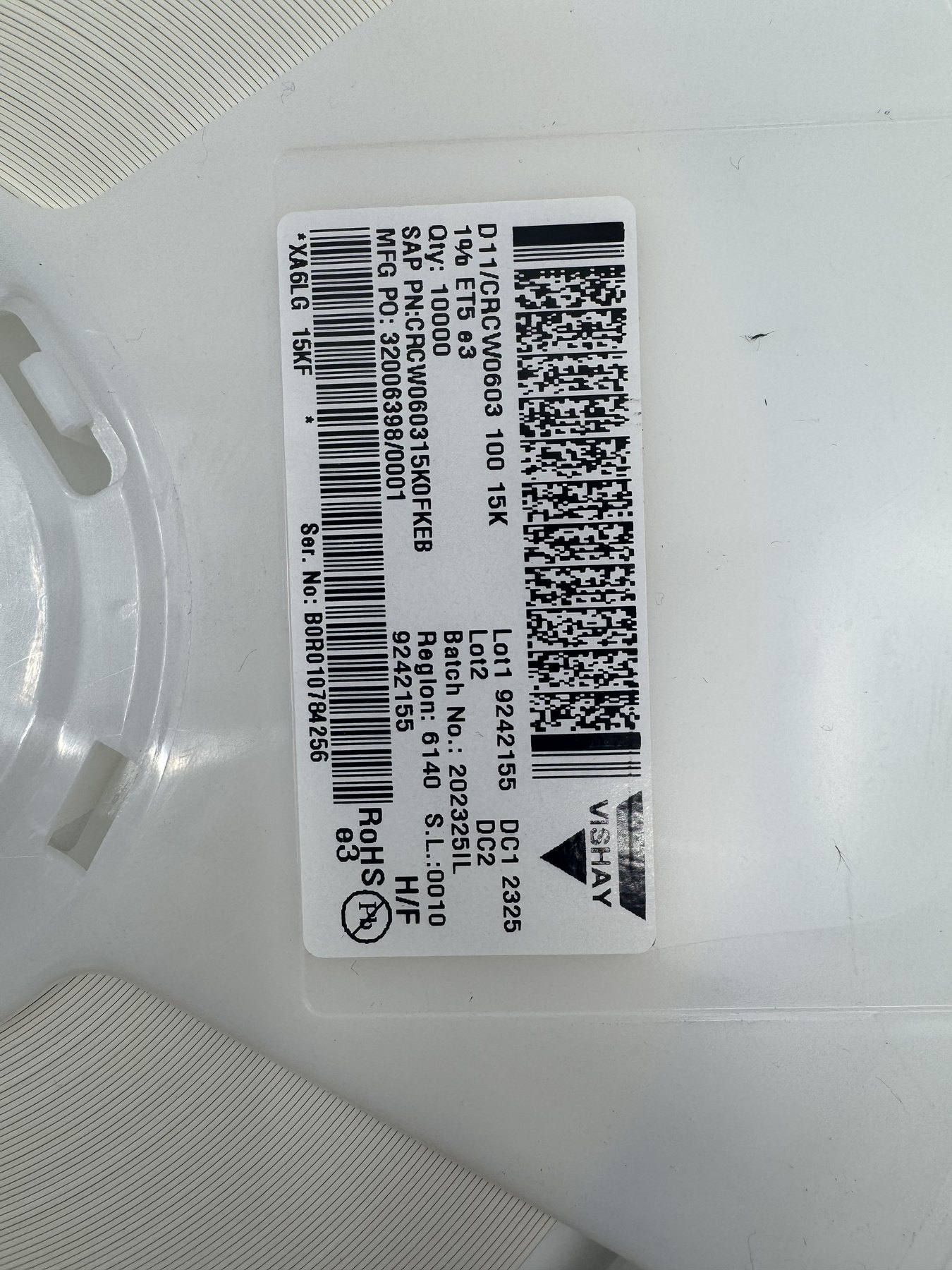 CRCW060315K0FKEB product photo 2