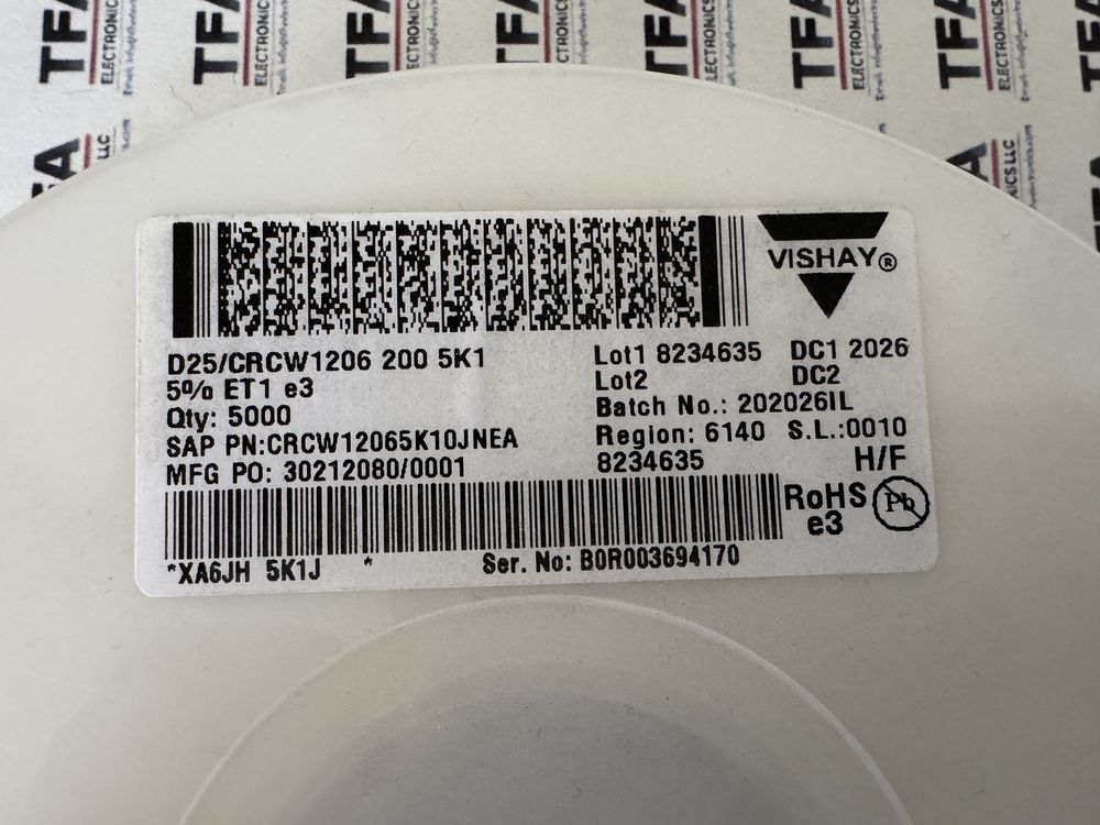 CRCW12065K10JNEA product photo 2