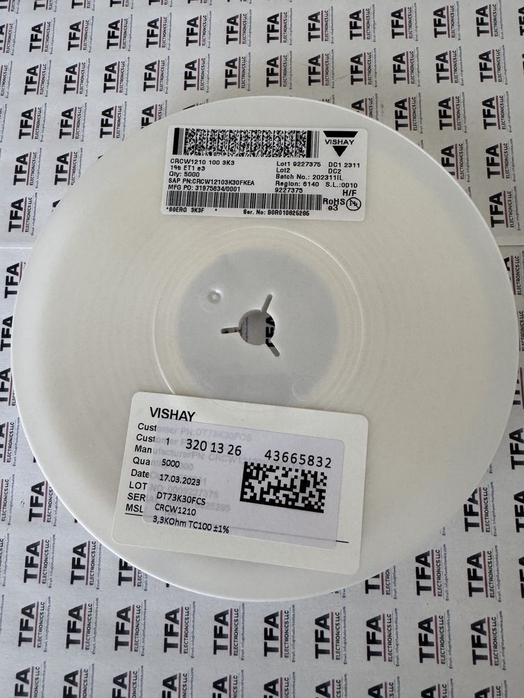 CRCW12103K30FKEA product photo 1