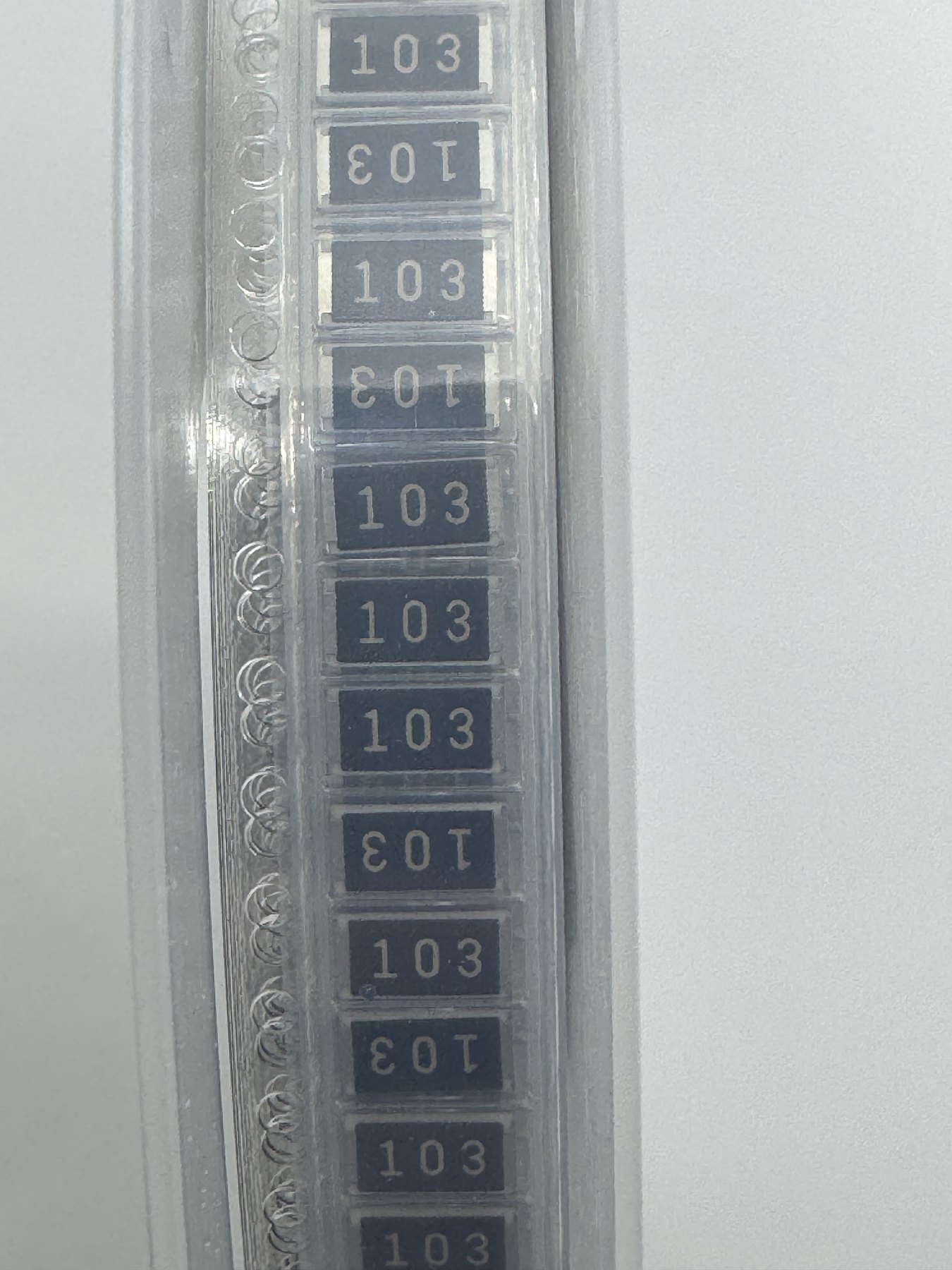 CRCW251210K0JNTHBC product photo 3