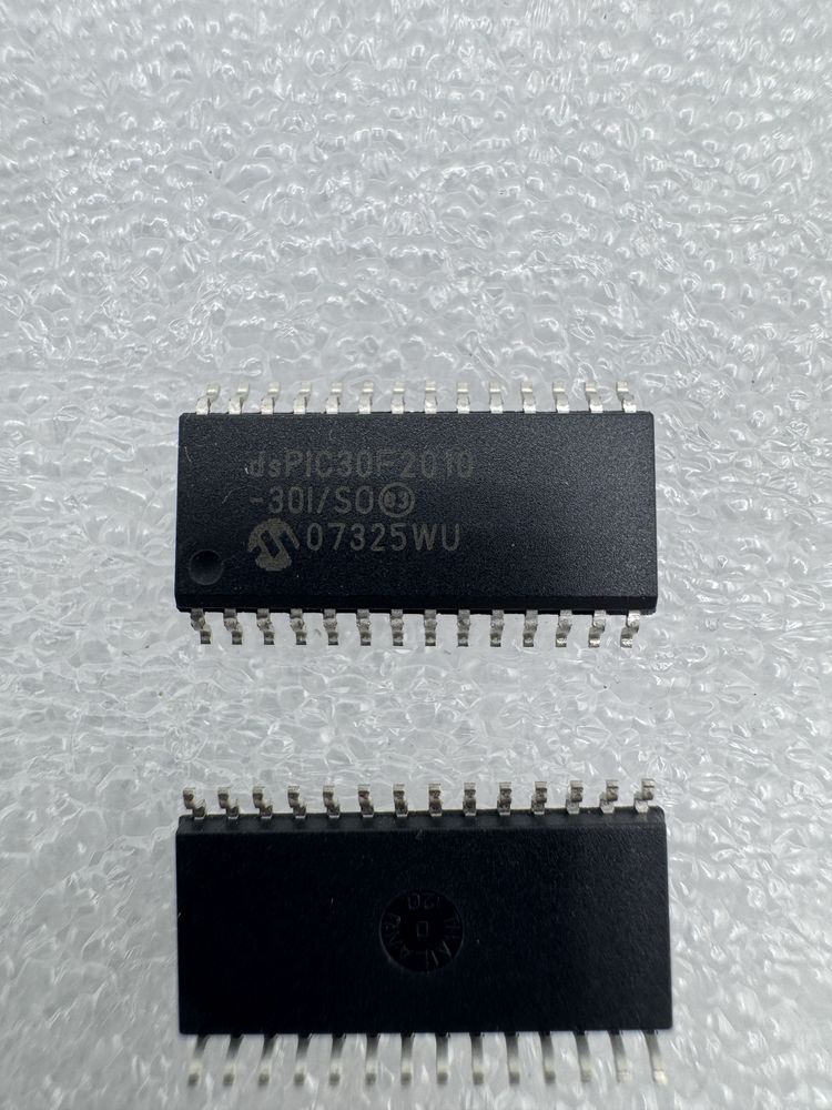 DSPIC30F2010-30I/SO product photo 3
