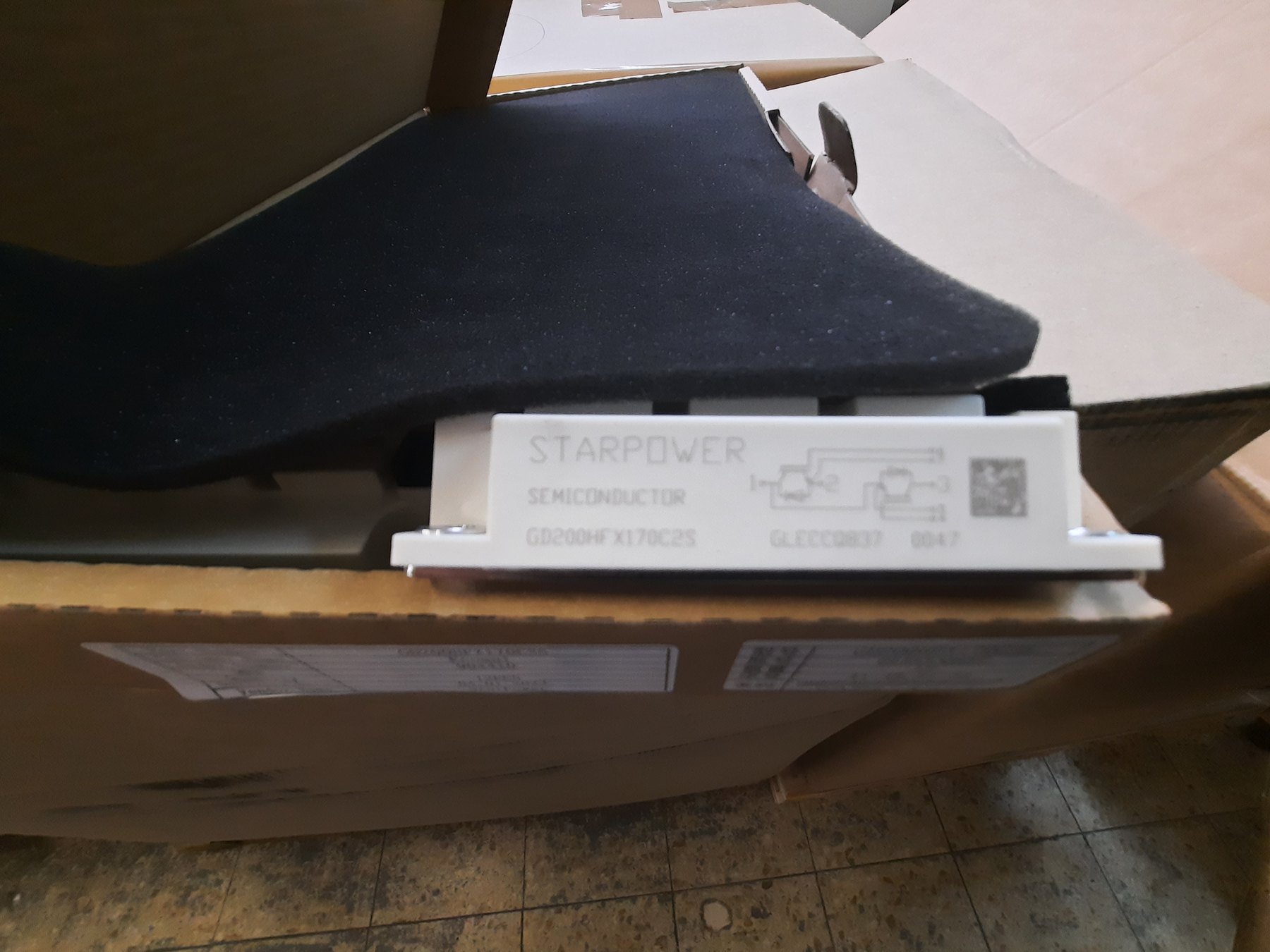 GD200HFX170C2S product photo 18