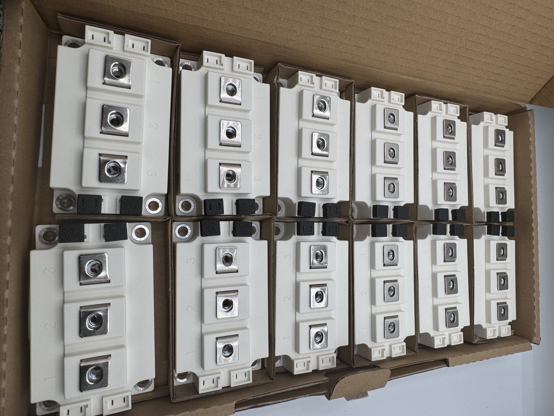 GD300HFY120C2S product photo 2