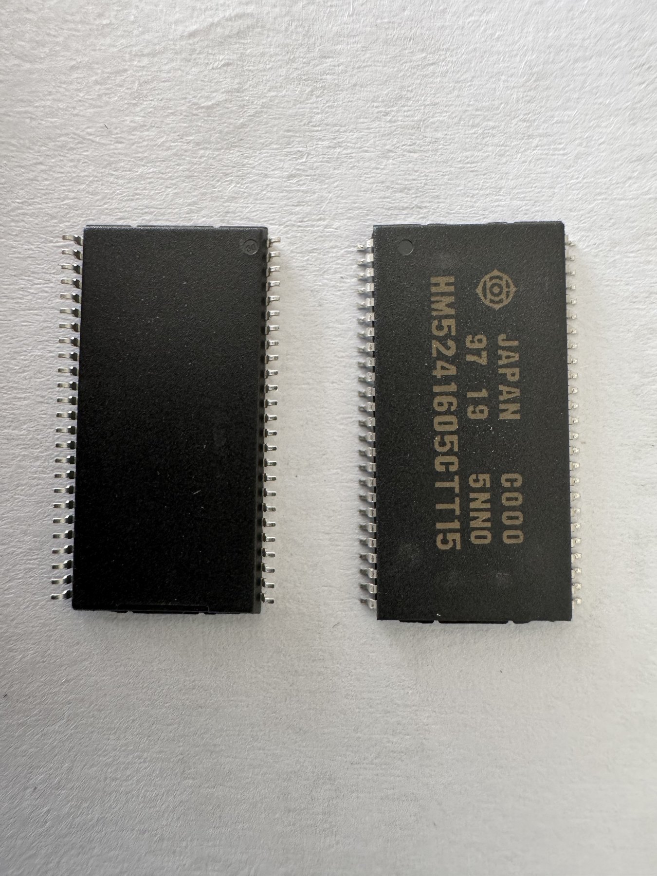 HM5241605CTT-15 product photo 1