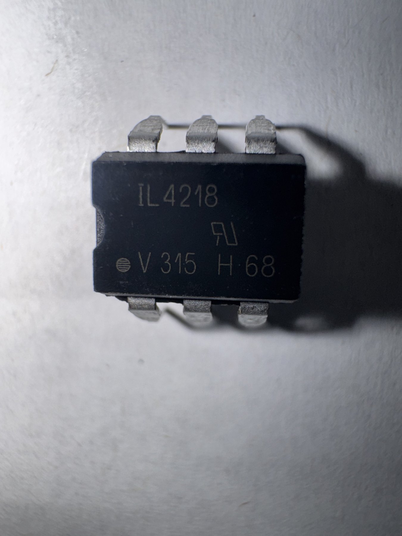 IL4218-X006 product photo 4