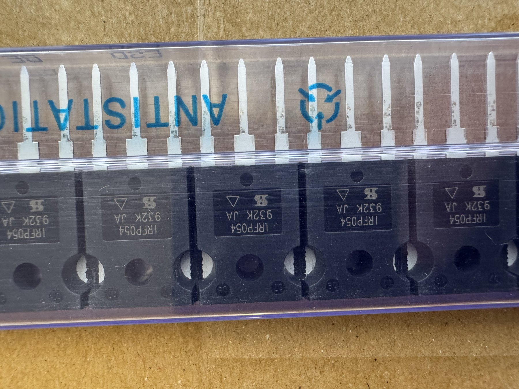 IRFP054PBF product photo 4