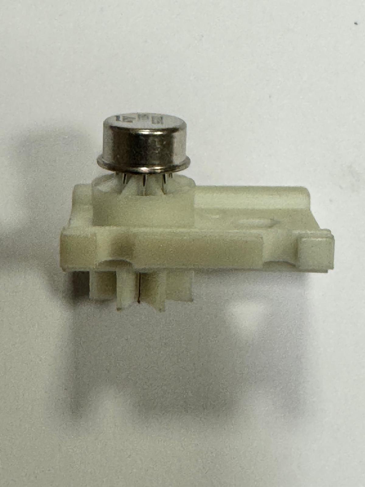 LM208H product photo 20