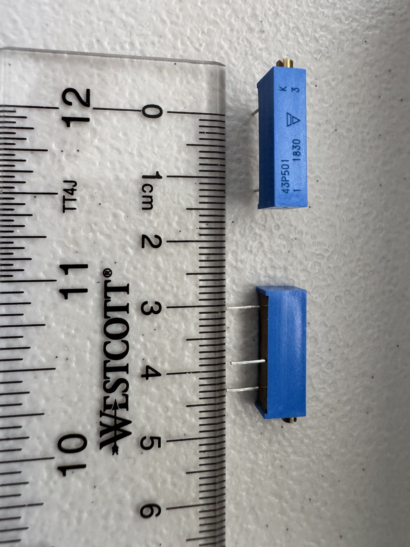 M43P501KB40 product photo 3