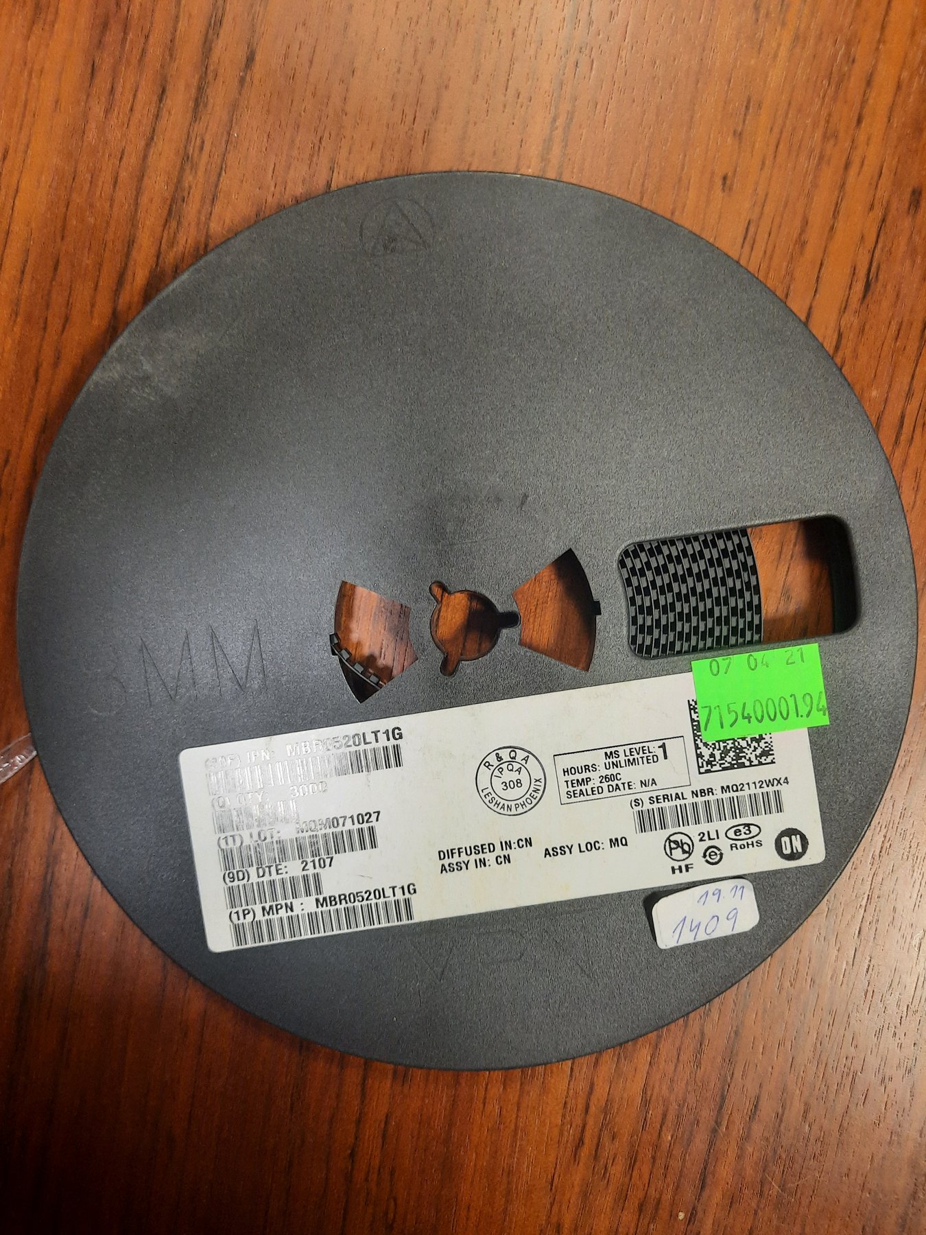 MBR0520LT1G product photo 1