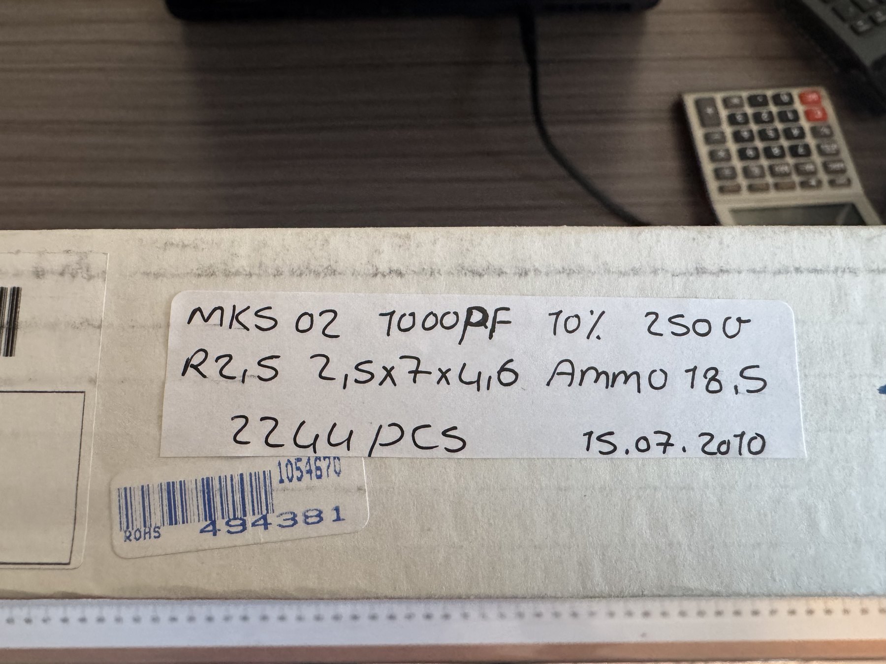 MKS02 1000pF 250V ±10% 2.5x7x4.6 product photo 15
