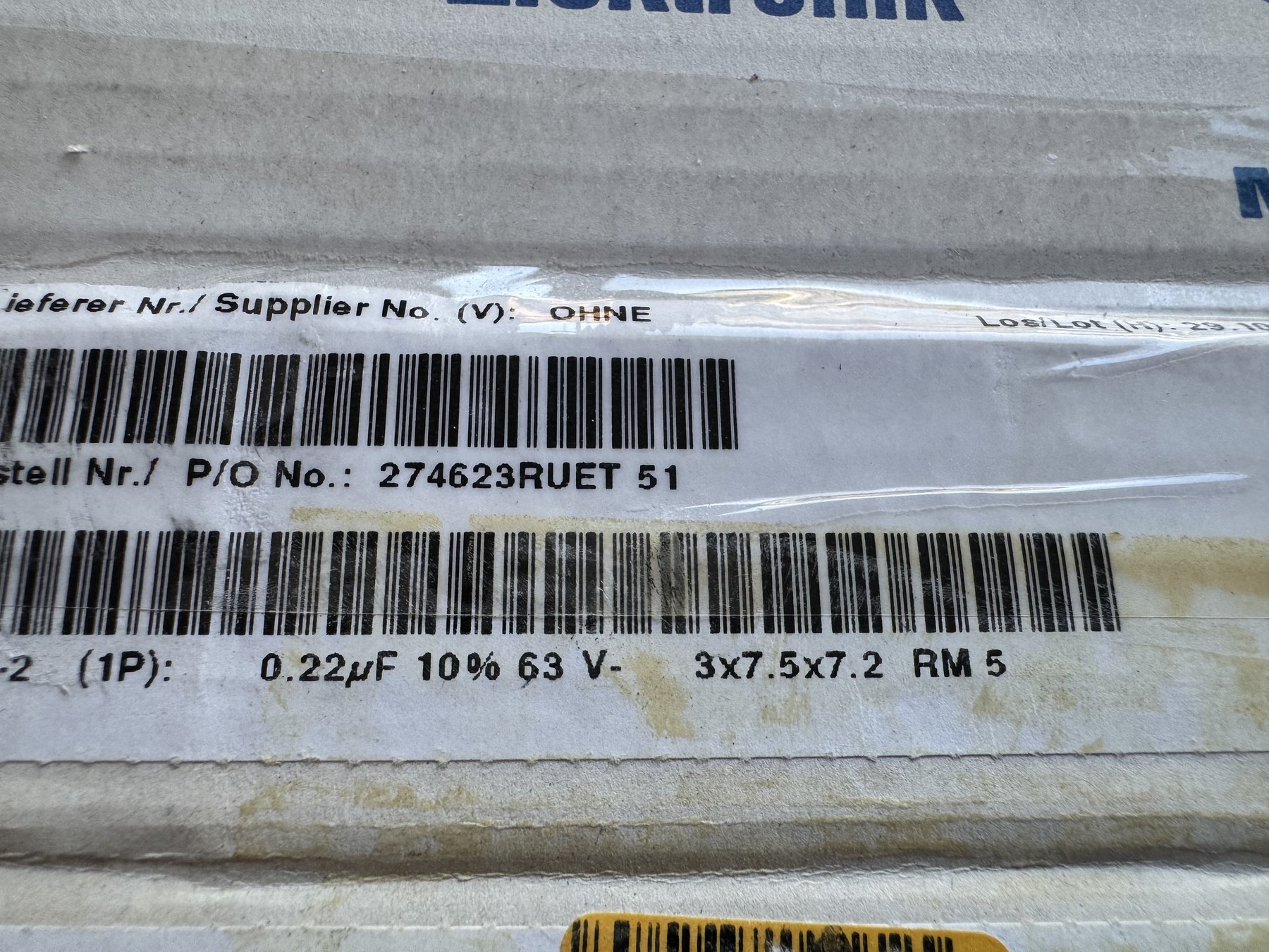 MKS02 1000pF 250V ±10% 2.5x7x4.6 product photo 2