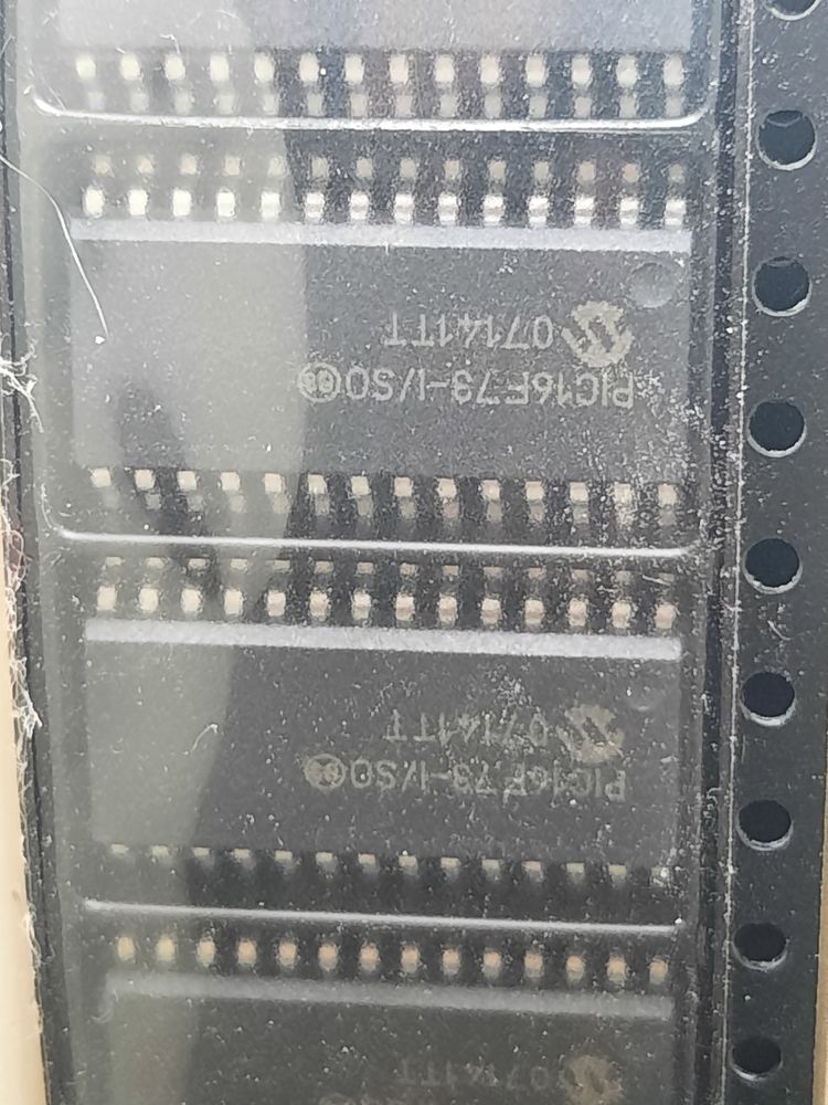 PIC16F73T-I/SO product photo 6