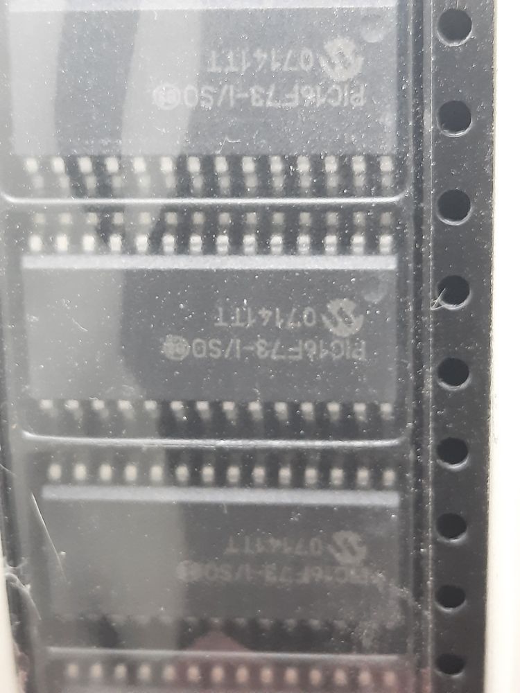 PIC16F73T-I/SO product photo 7