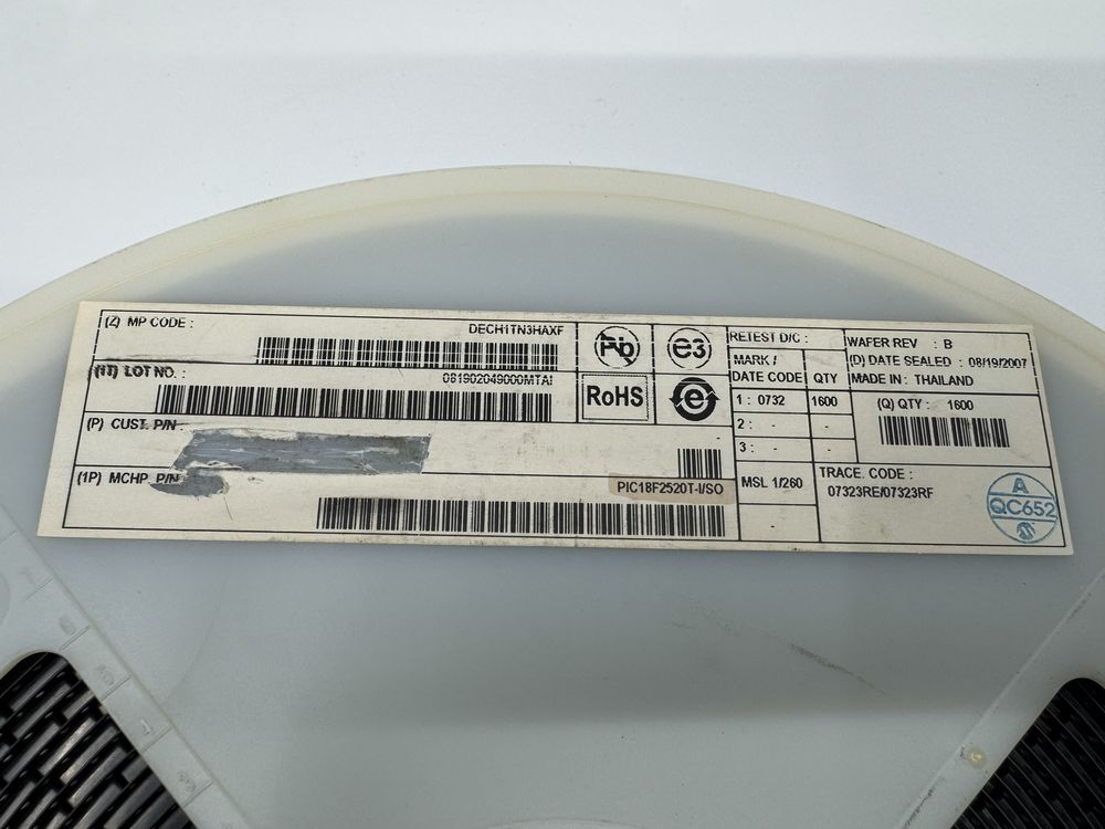 PIC18F2520T-I/SO product photo 13