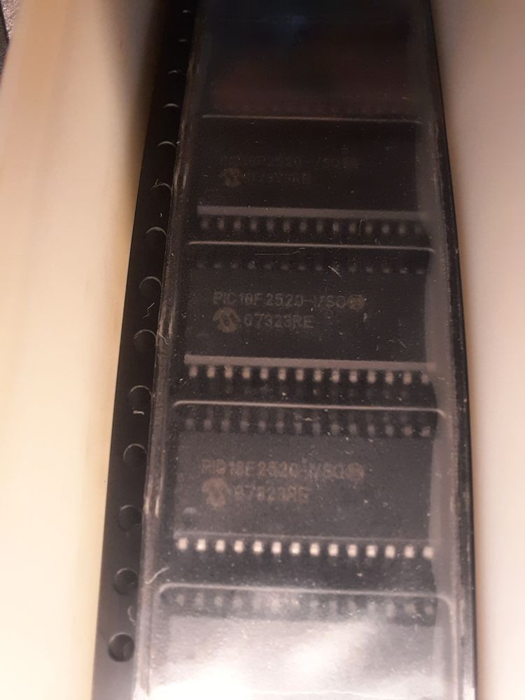 PIC18F2520T-I/SO product photo 16