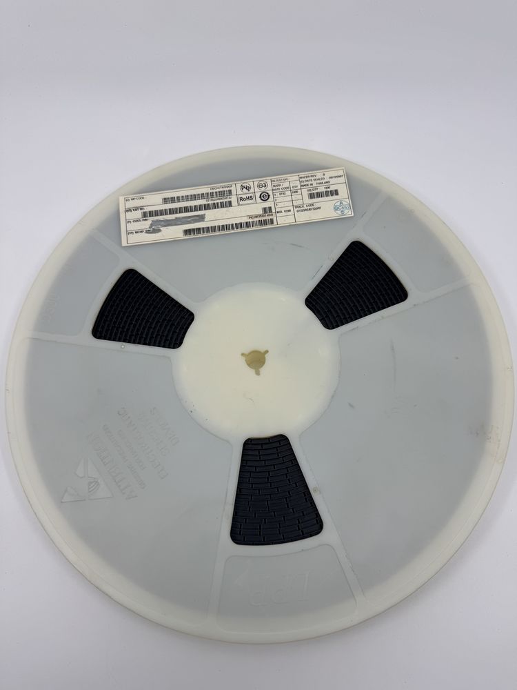 PIC18F2520T-I/SO product photo 8