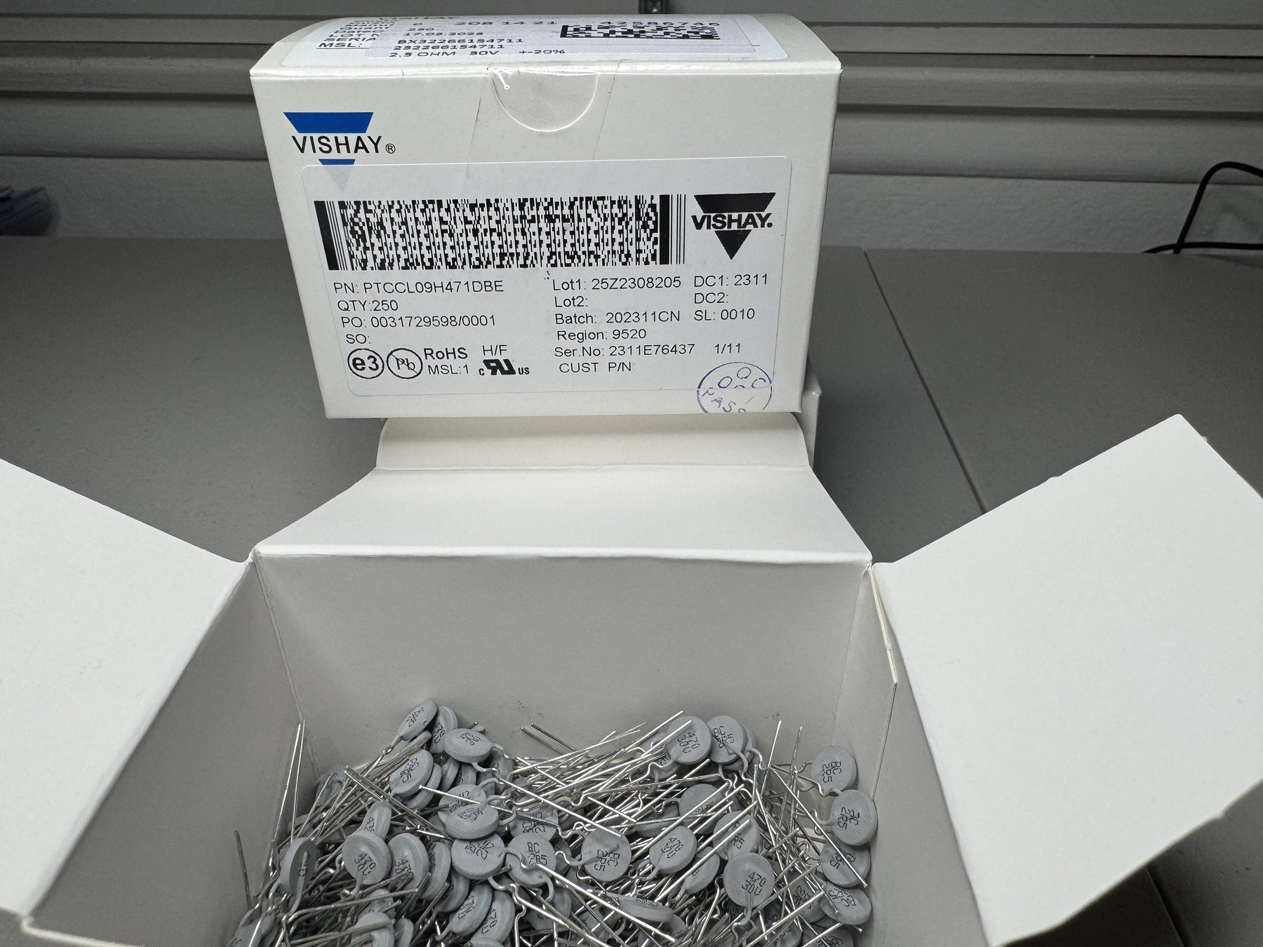 PTCCL09H471DBE product photo 2