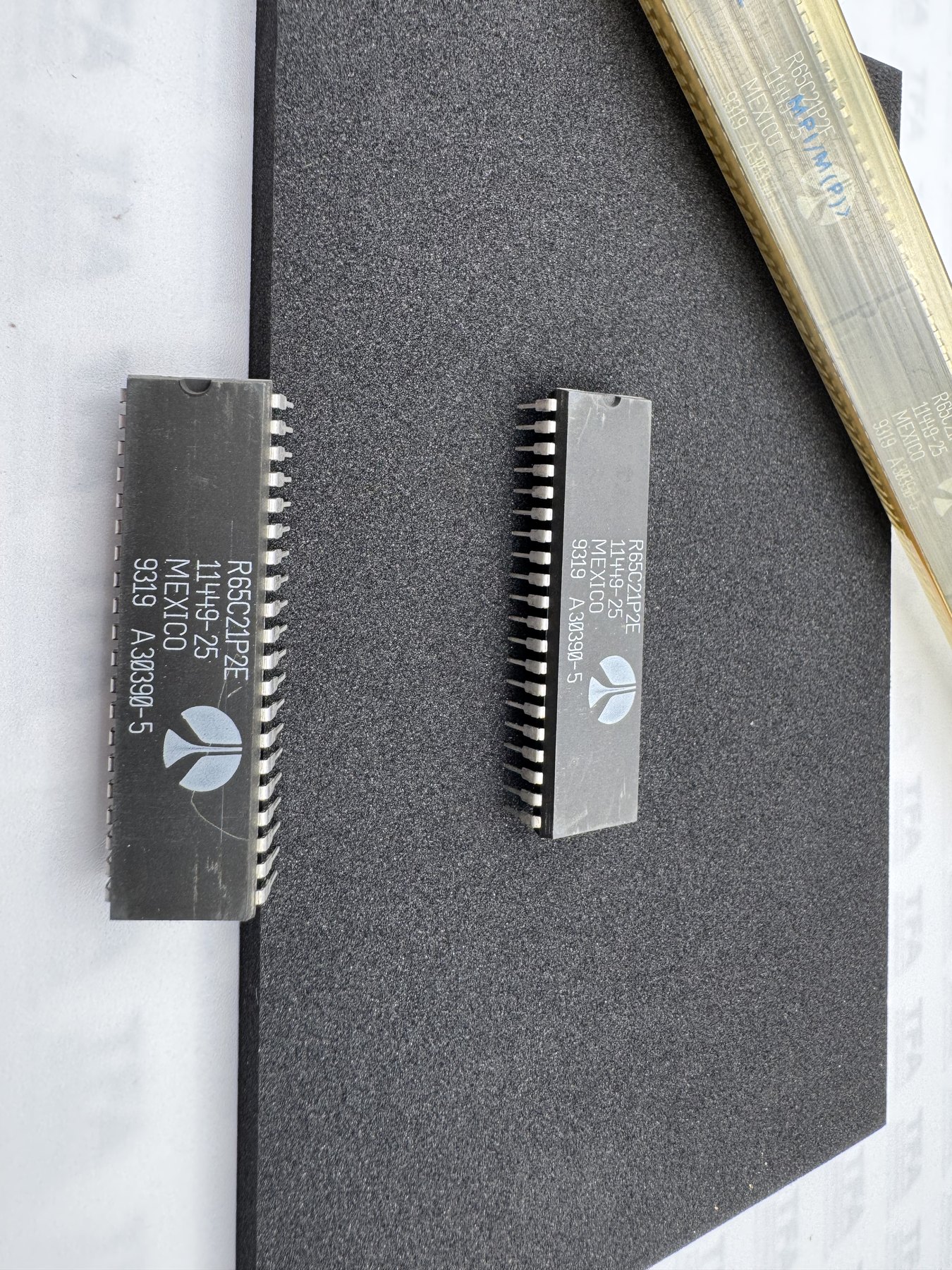 R65C21P2E product photo 2