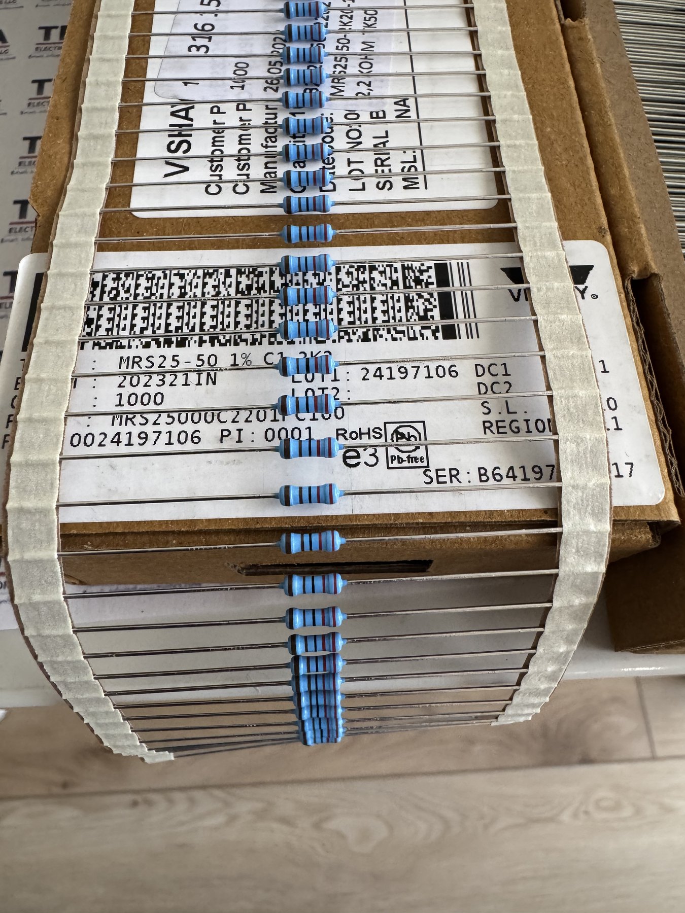 RESISTOR ALUMINUM HOUSE AND POWER MIX product photo 1038