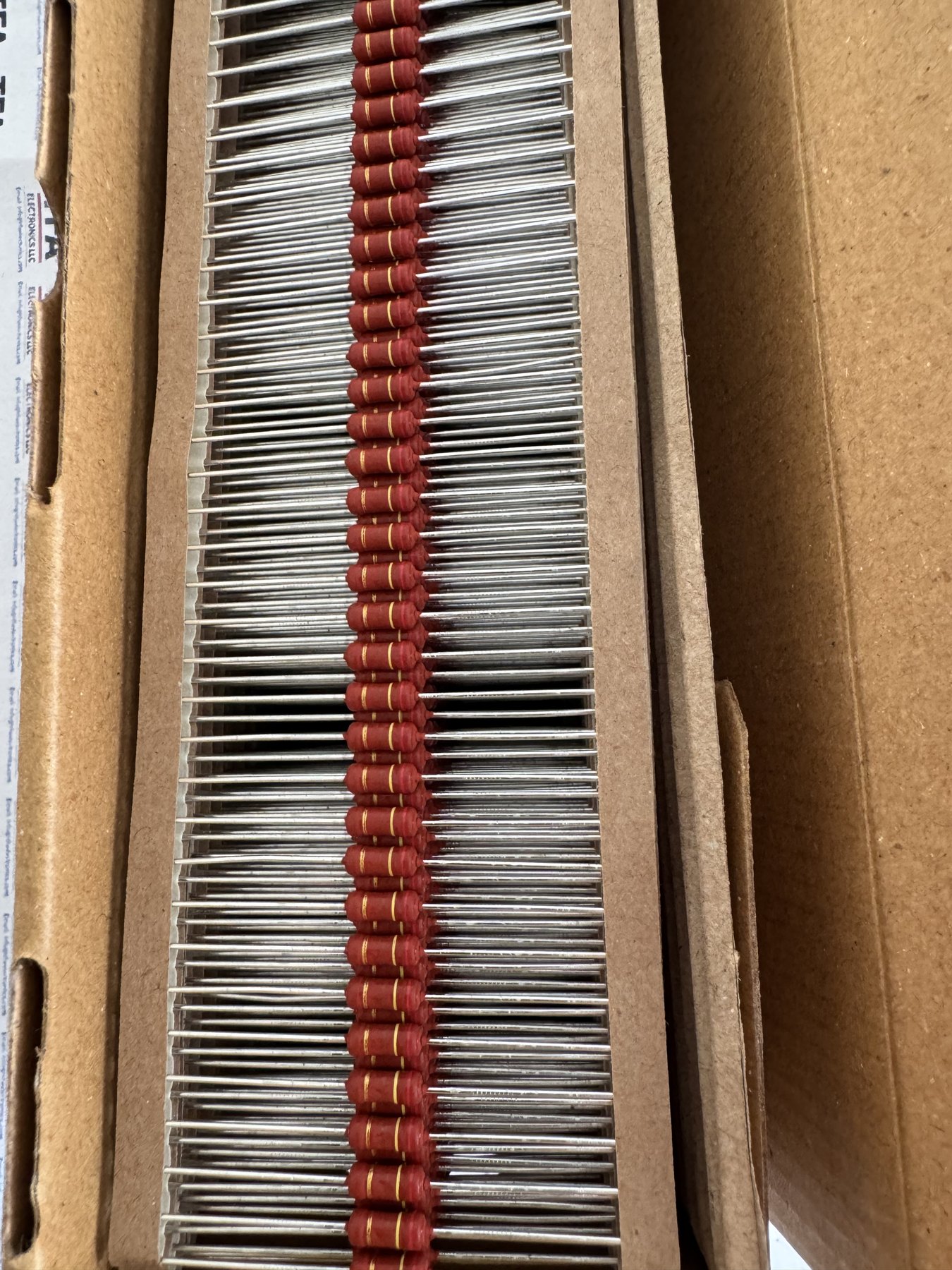 RESISTOR ALUMINUM HOUSE AND POWER MIX product photo 1063