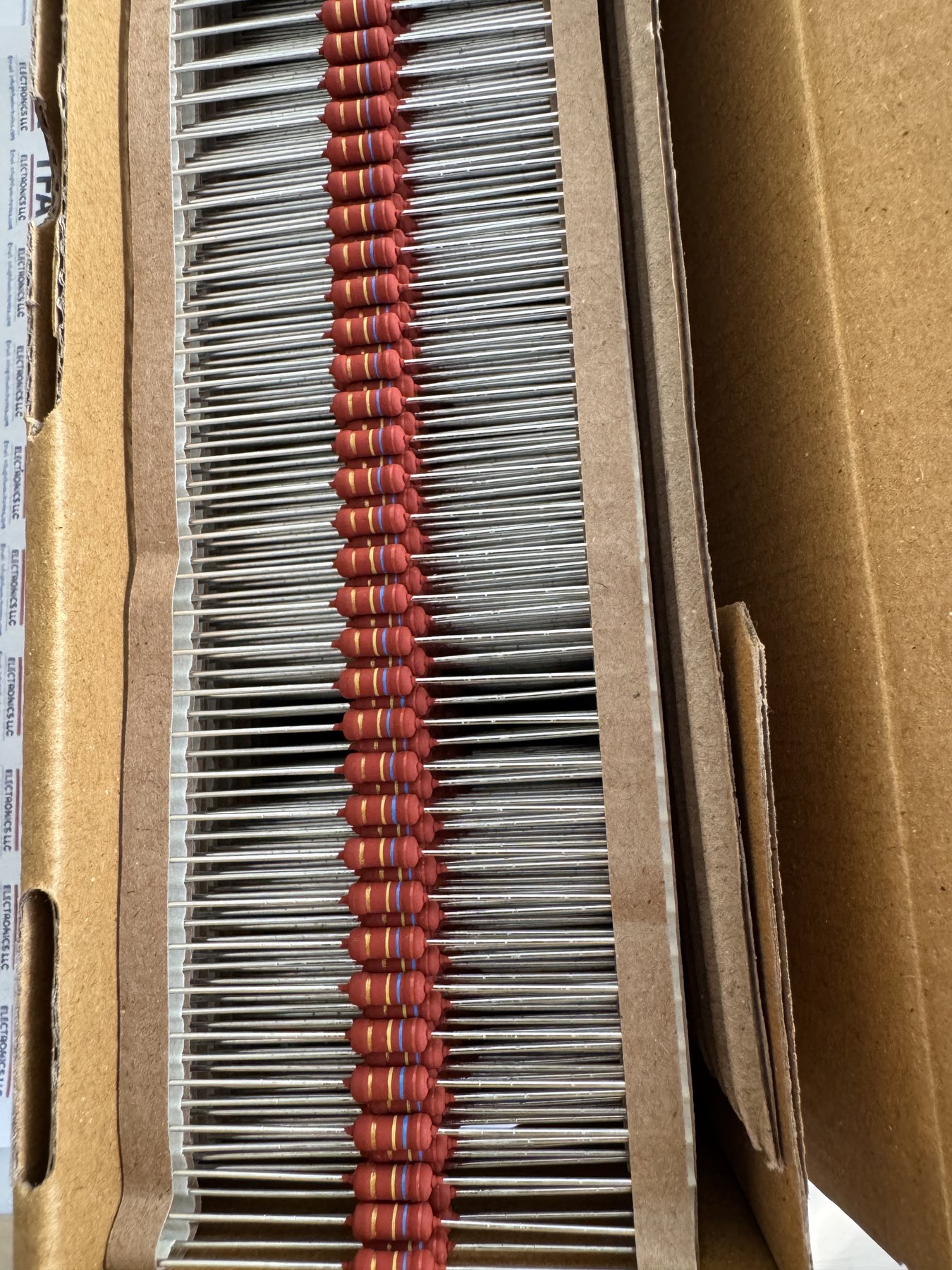 RESISTOR ALUMINUM HOUSE AND POWER MIX product photo 1071