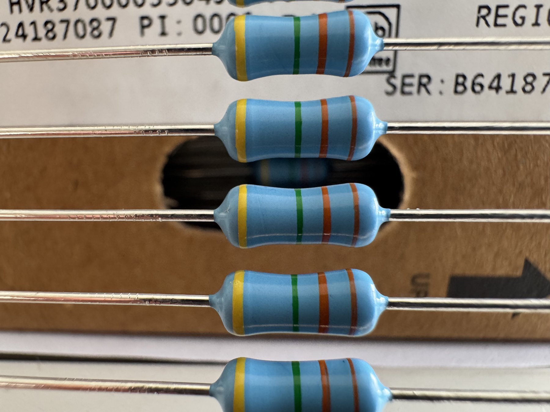 RESISTOR ALUMINUM HOUSE AND POWER MIX product photo 1098