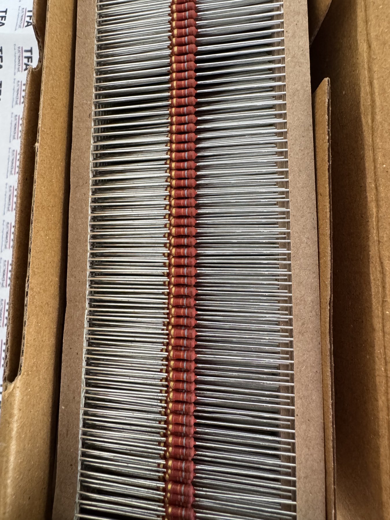 RESISTOR ALUMINUM HOUSE AND POWER MIX product photo 1103