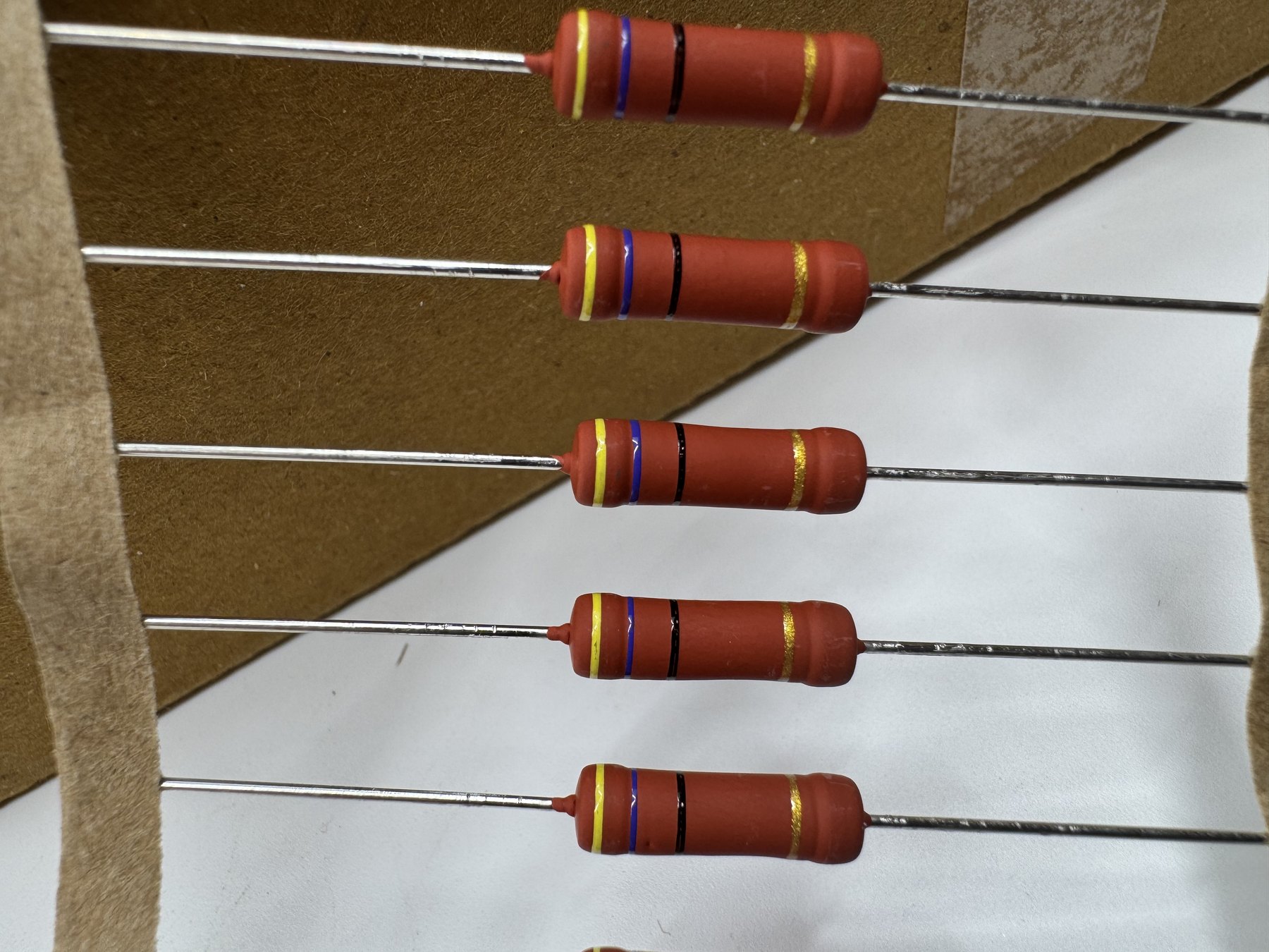 RESISTOR ALUMINUM HOUSE AND POWER MIX product photo 13