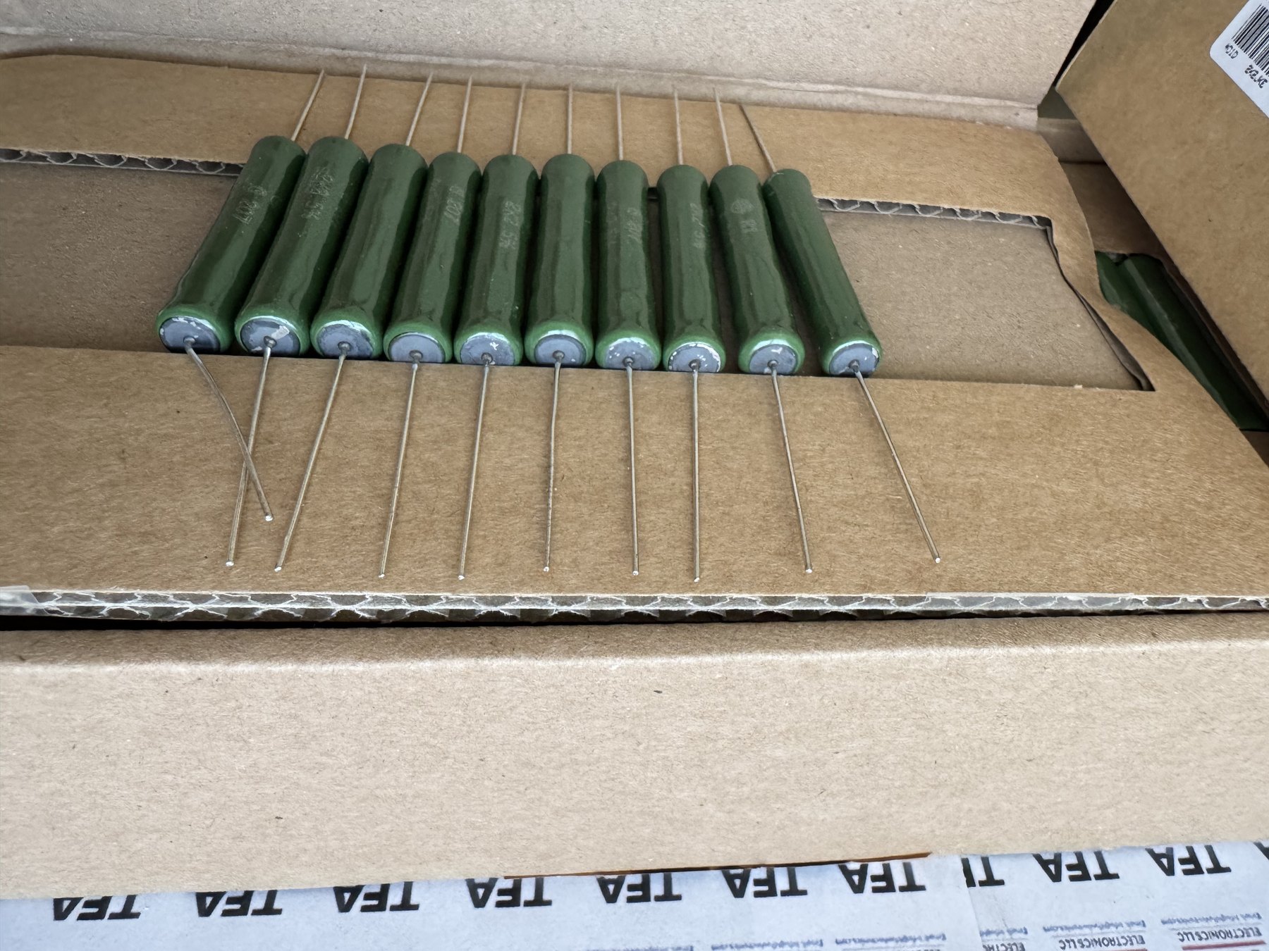 RESISTOR ALUMINUM HOUSE AND POWER MIX product photo 257
