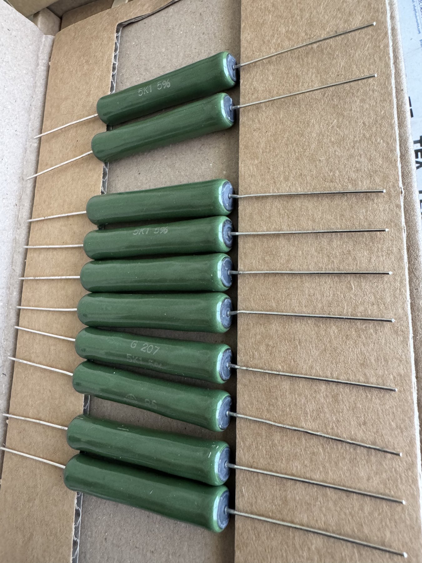RESISTOR ALUMINUM HOUSE AND POWER MIX product photo 286