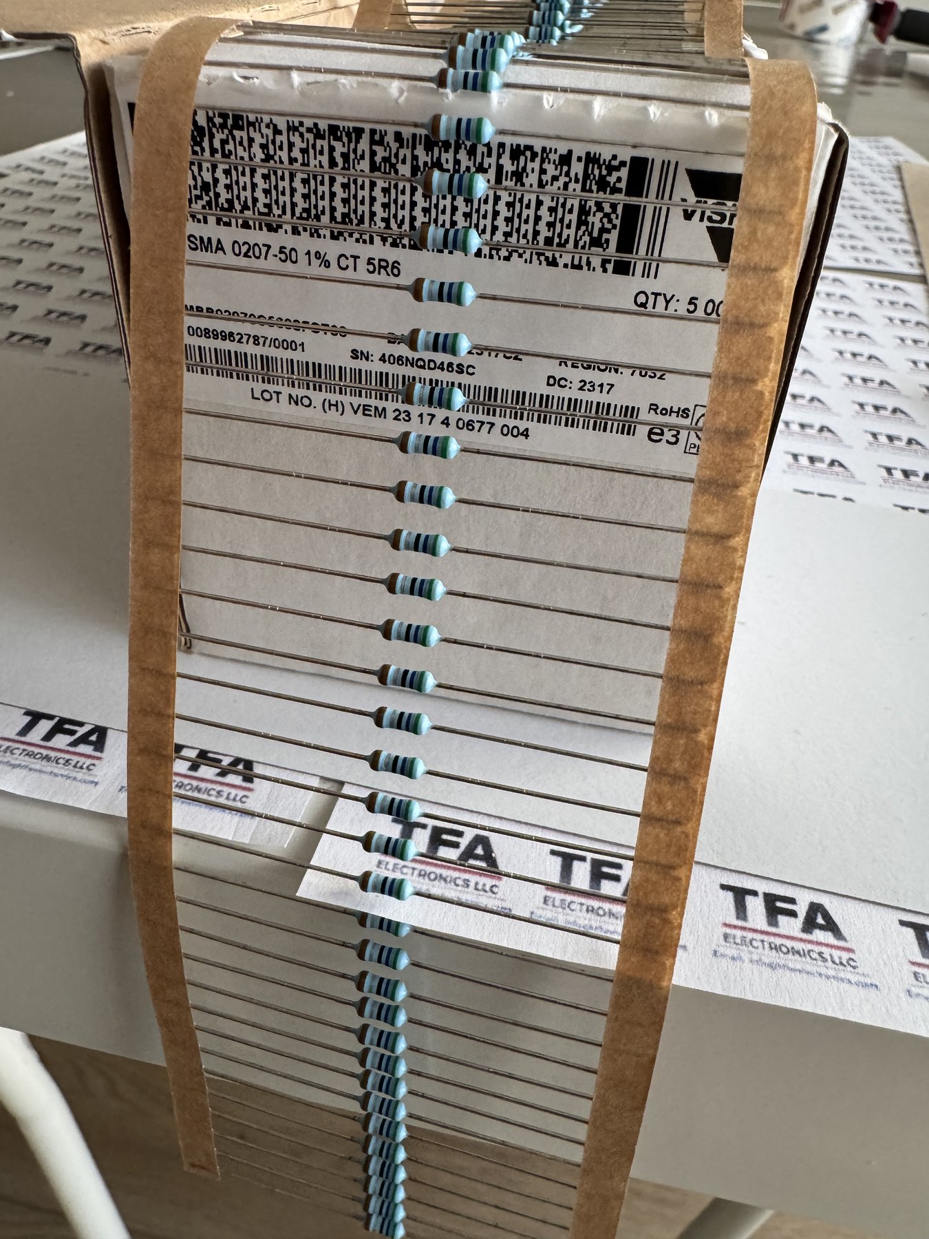 RESISTOR ALUMINUM HOUSE AND POWER MIX product photo 354