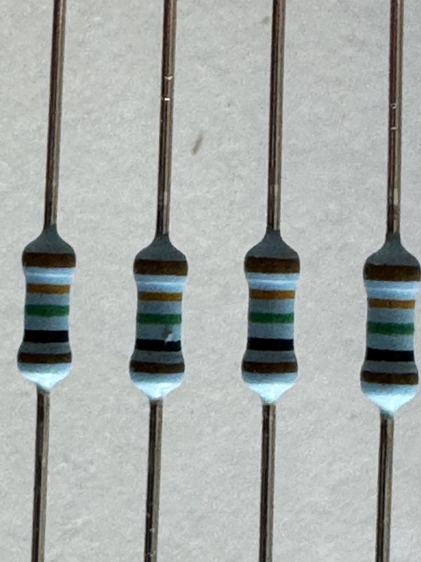 RESISTOR ALUMINUM HOUSE AND POWER MIX product photo 374
