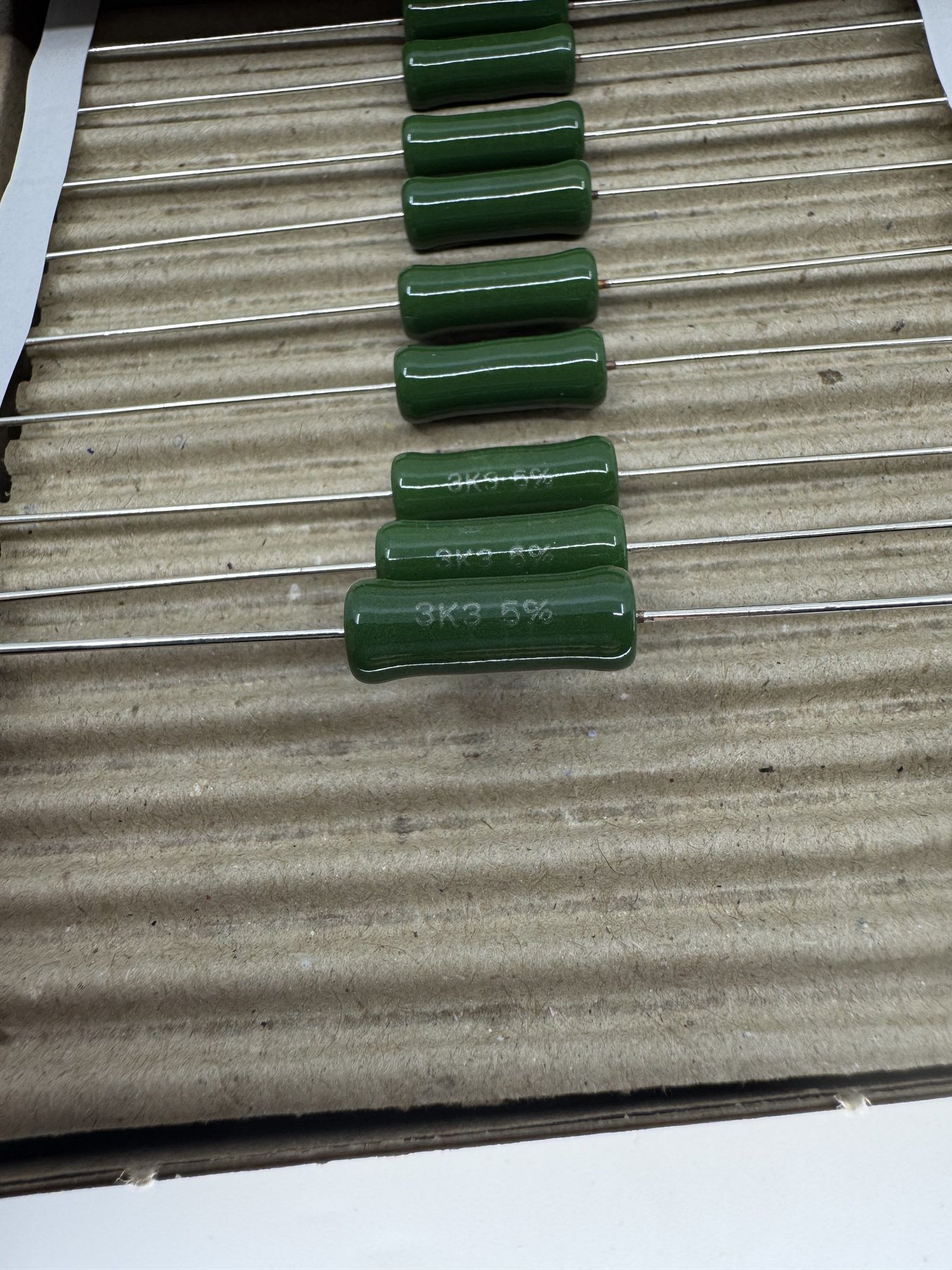 RESISTOR ALUMINUM HOUSE AND POWER MIX product photo 46